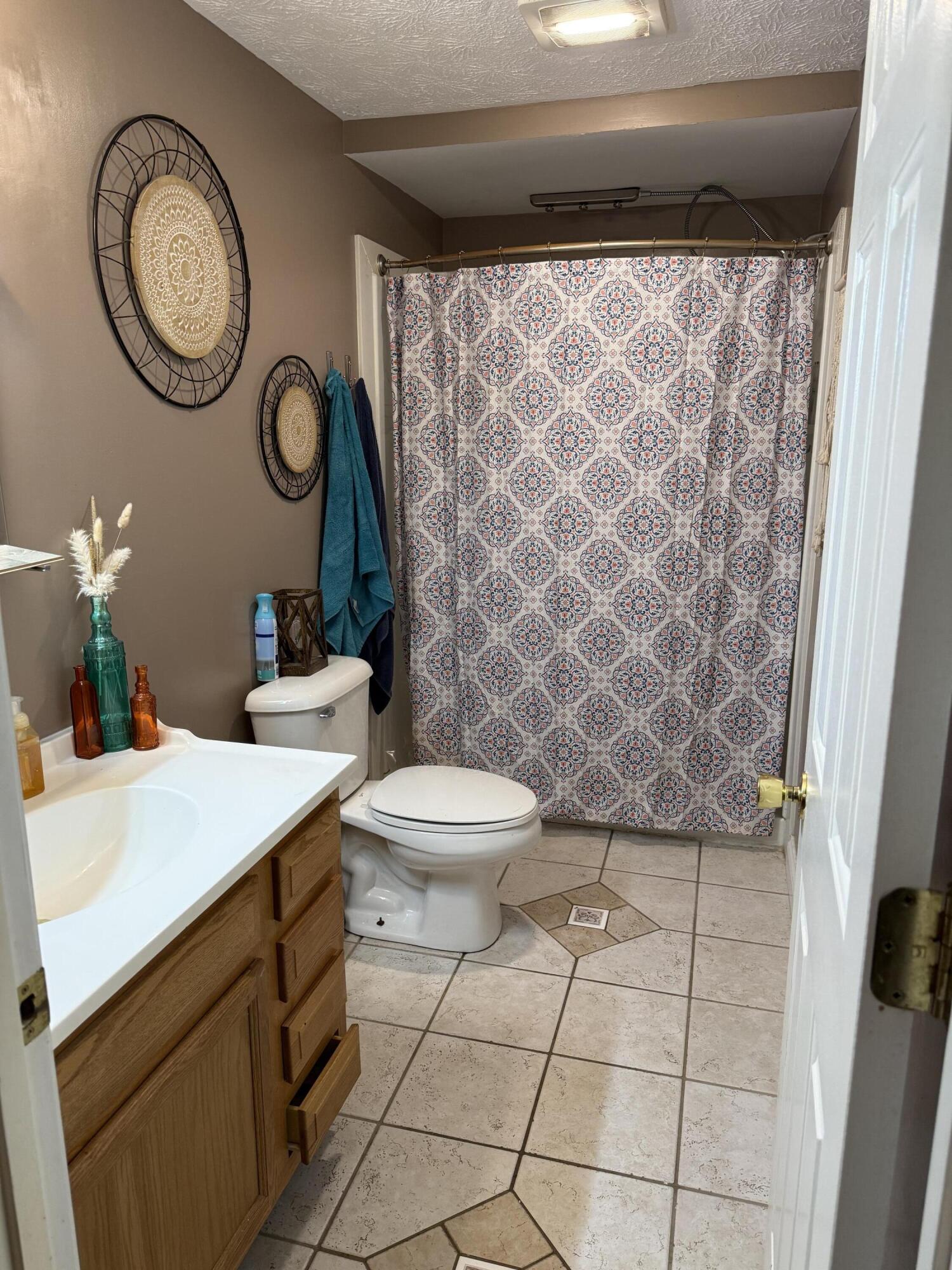 1325 Weaver Ridge Road Property Photo 13