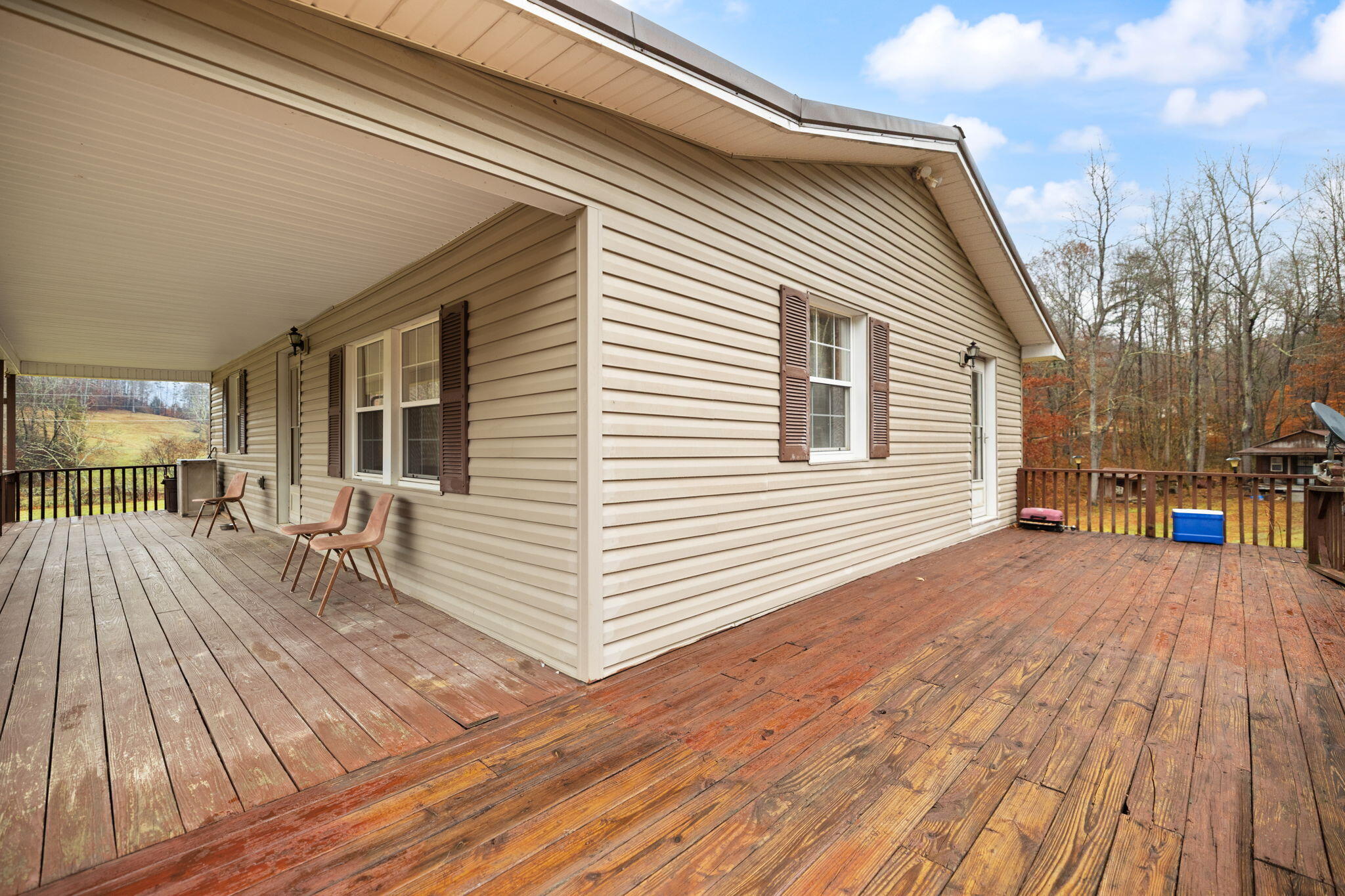 1324 Highway 399 Property Photo 2