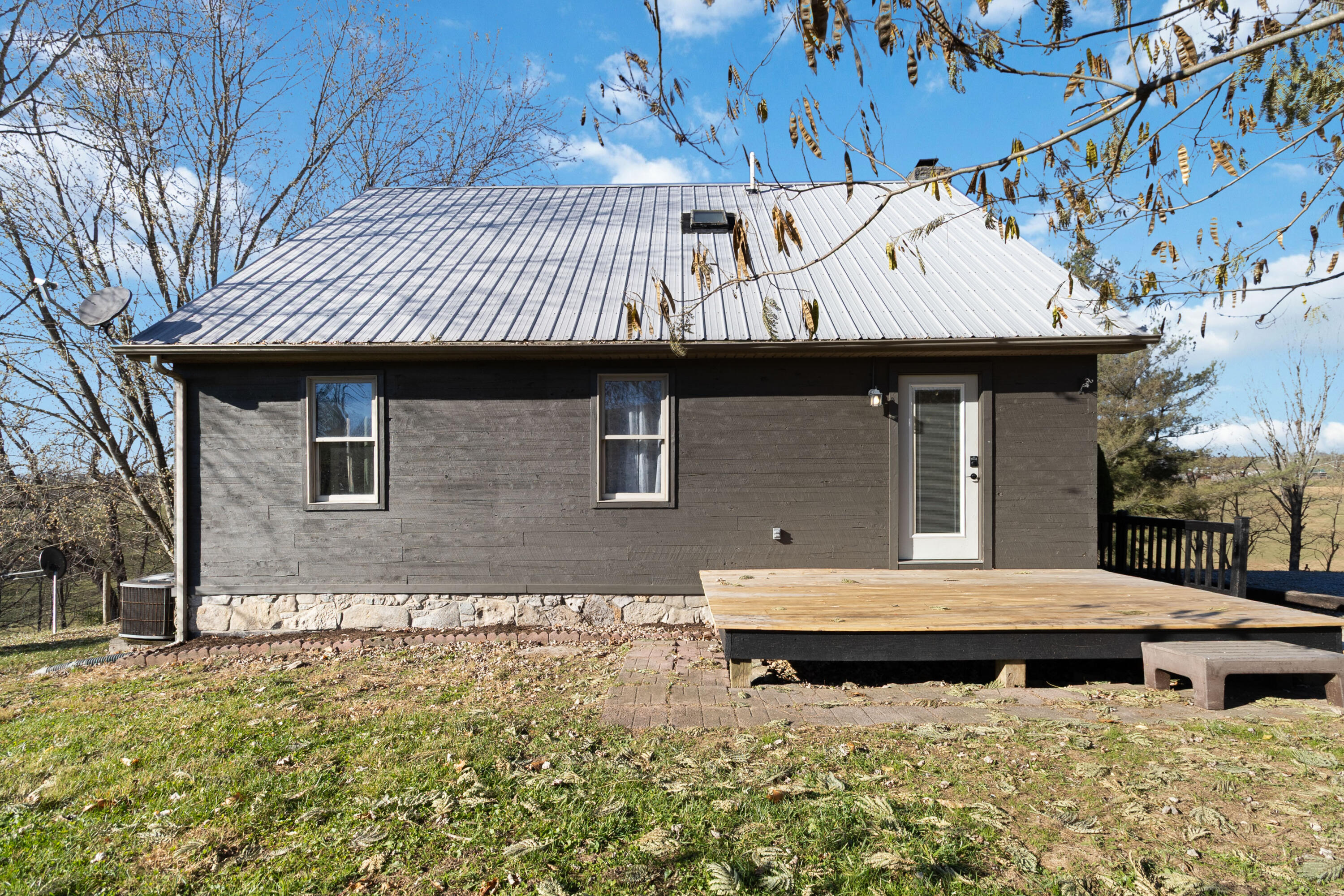 3895 Ky Hwy 518 Property Photo 16