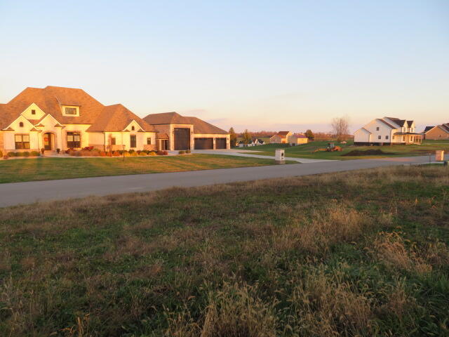 590 Craig Crossing Property Photo 10