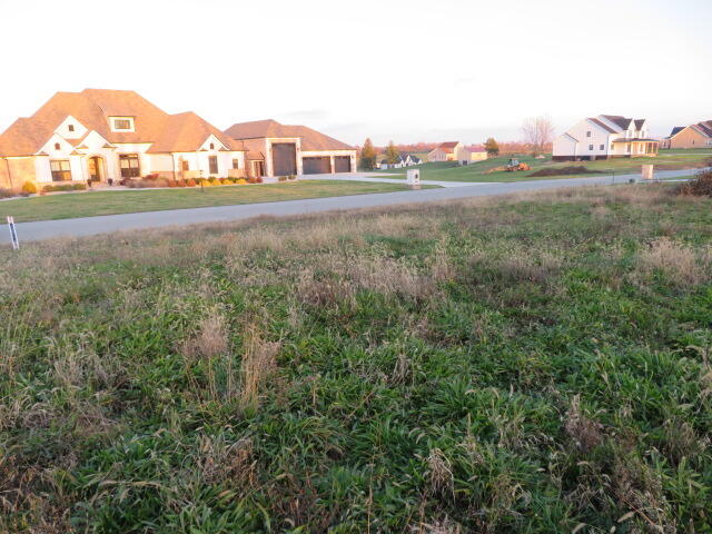 590 Craig Crossing Property Photo 12