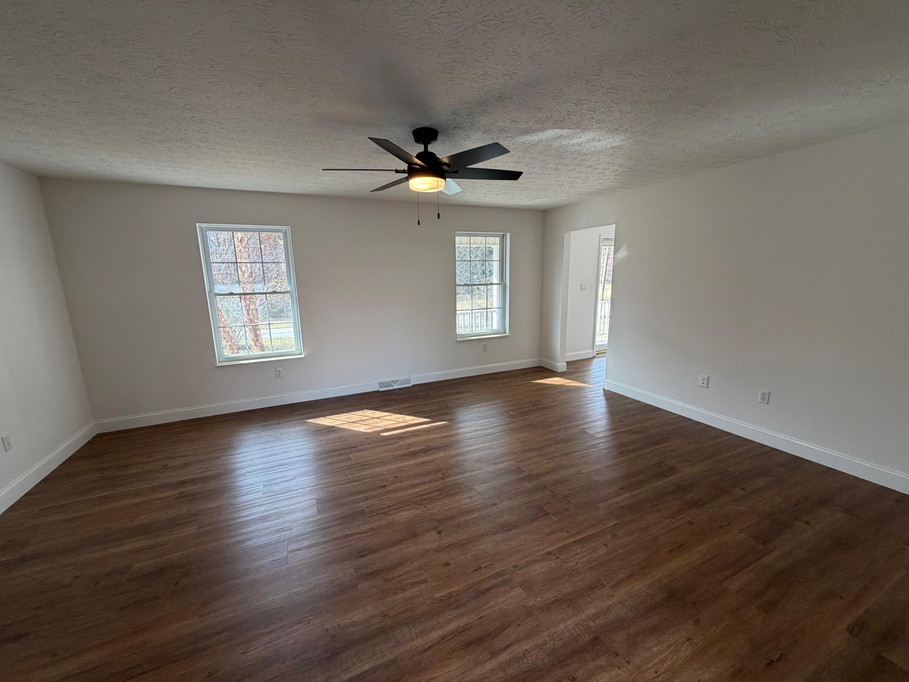 3183 N State Highway 1223 Property Photo 11