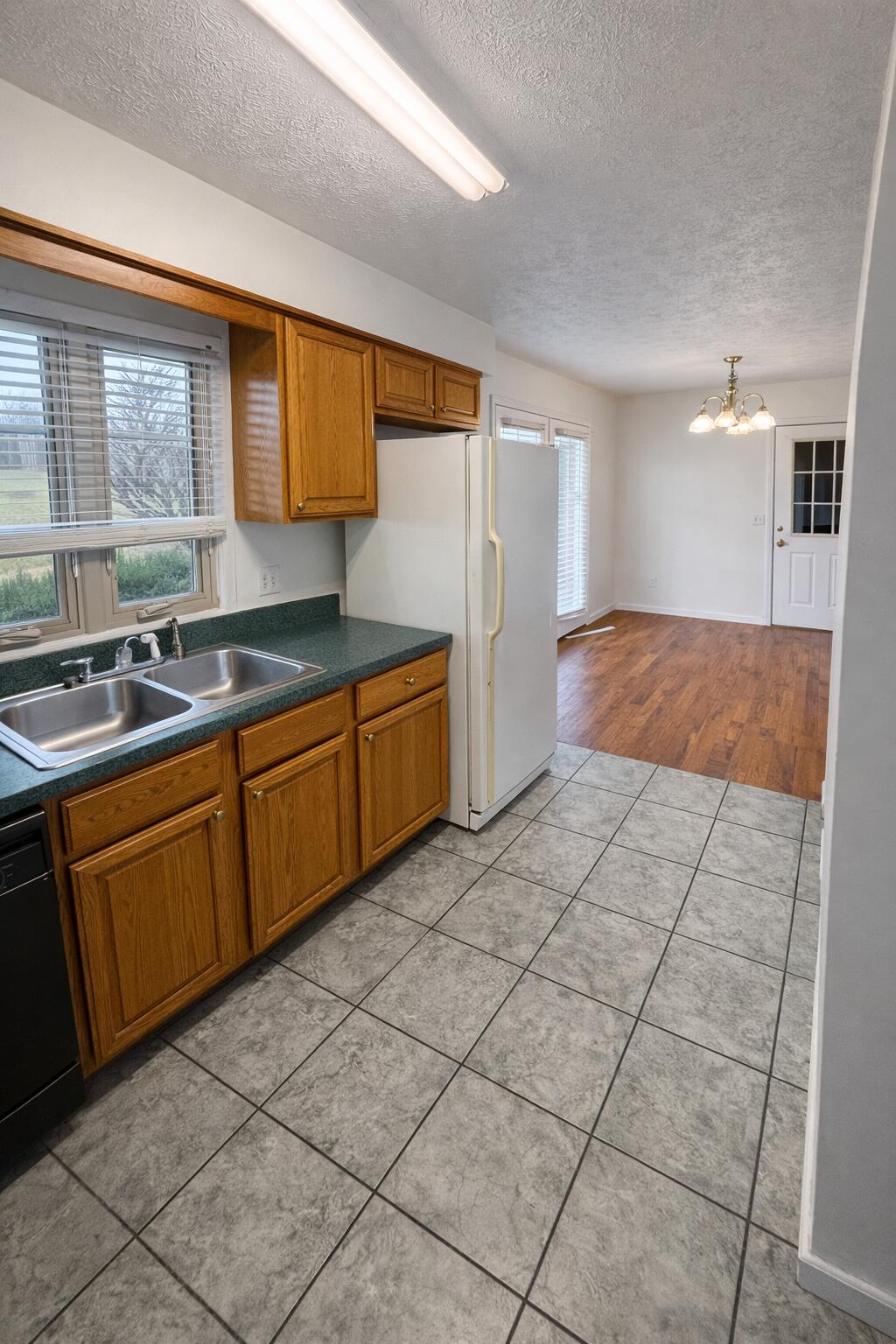 41 7th Street Property Photo 3
