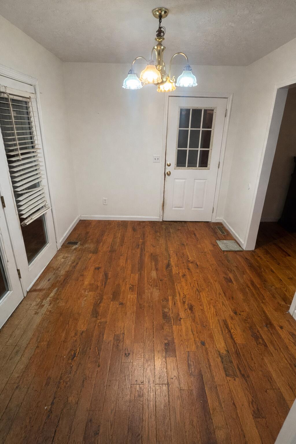 41 7th Street Property Photo 4