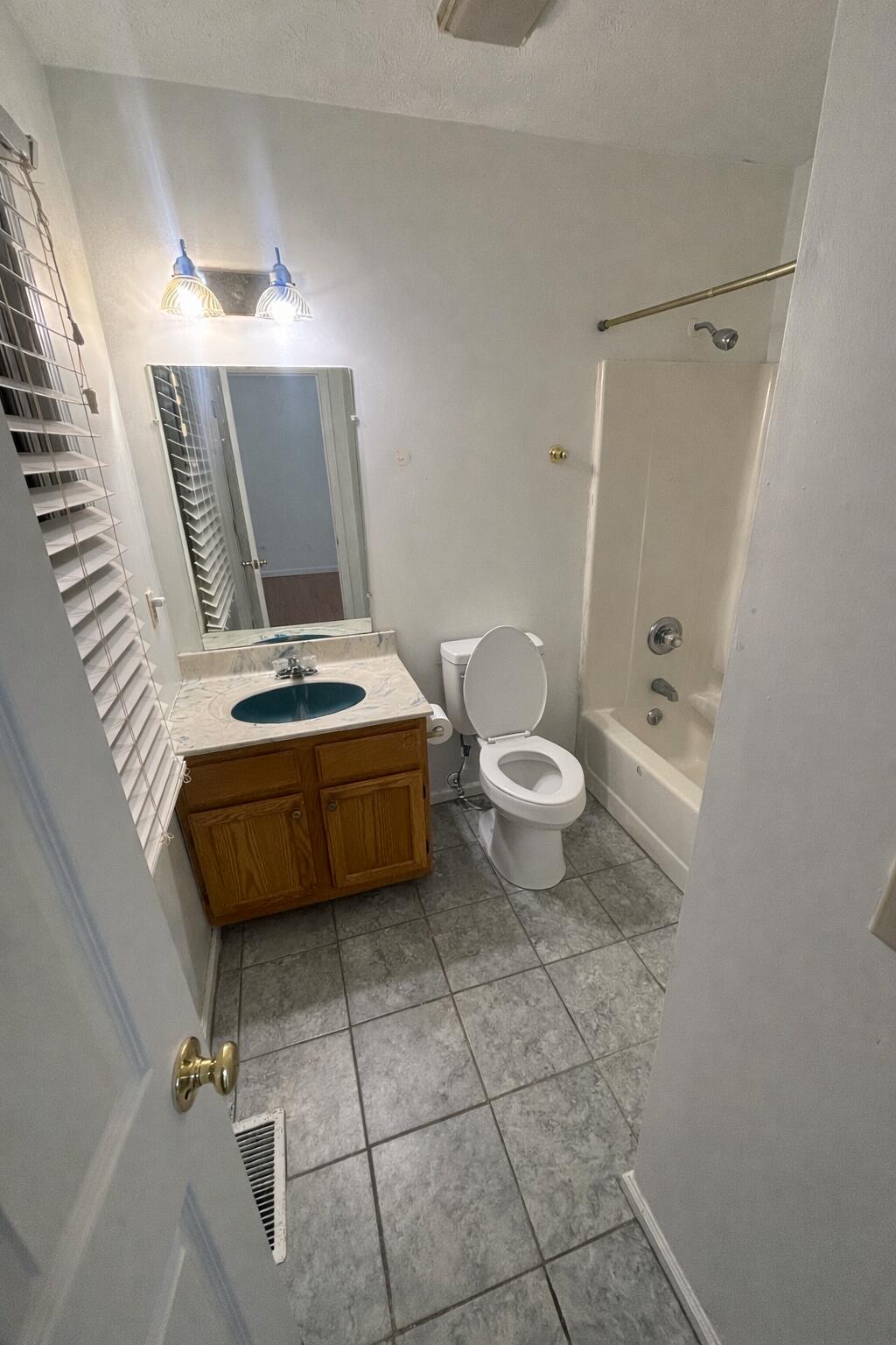 41 7th Street Property Photo 10