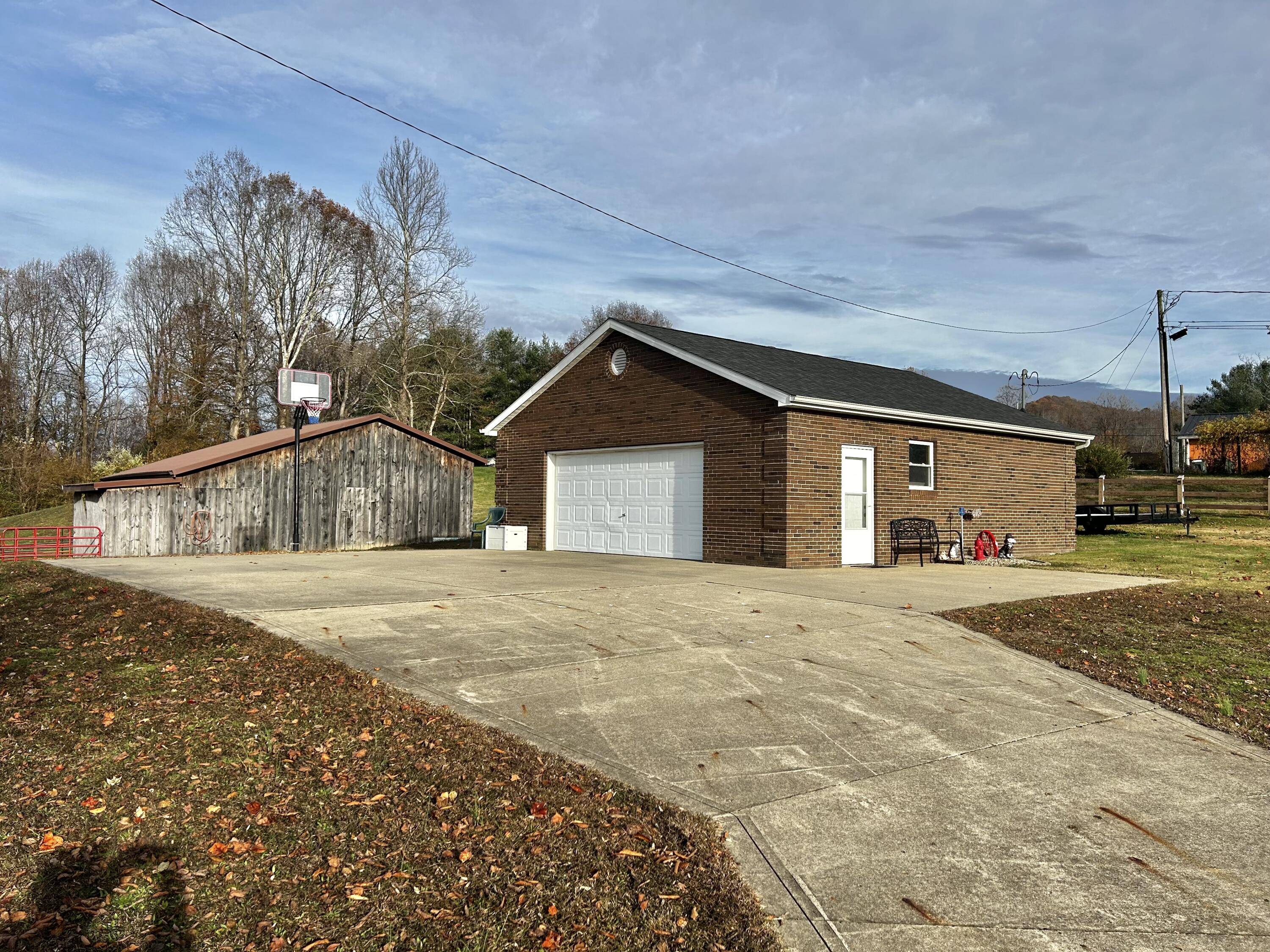 87 Meadowbrook Road Property Photo 13