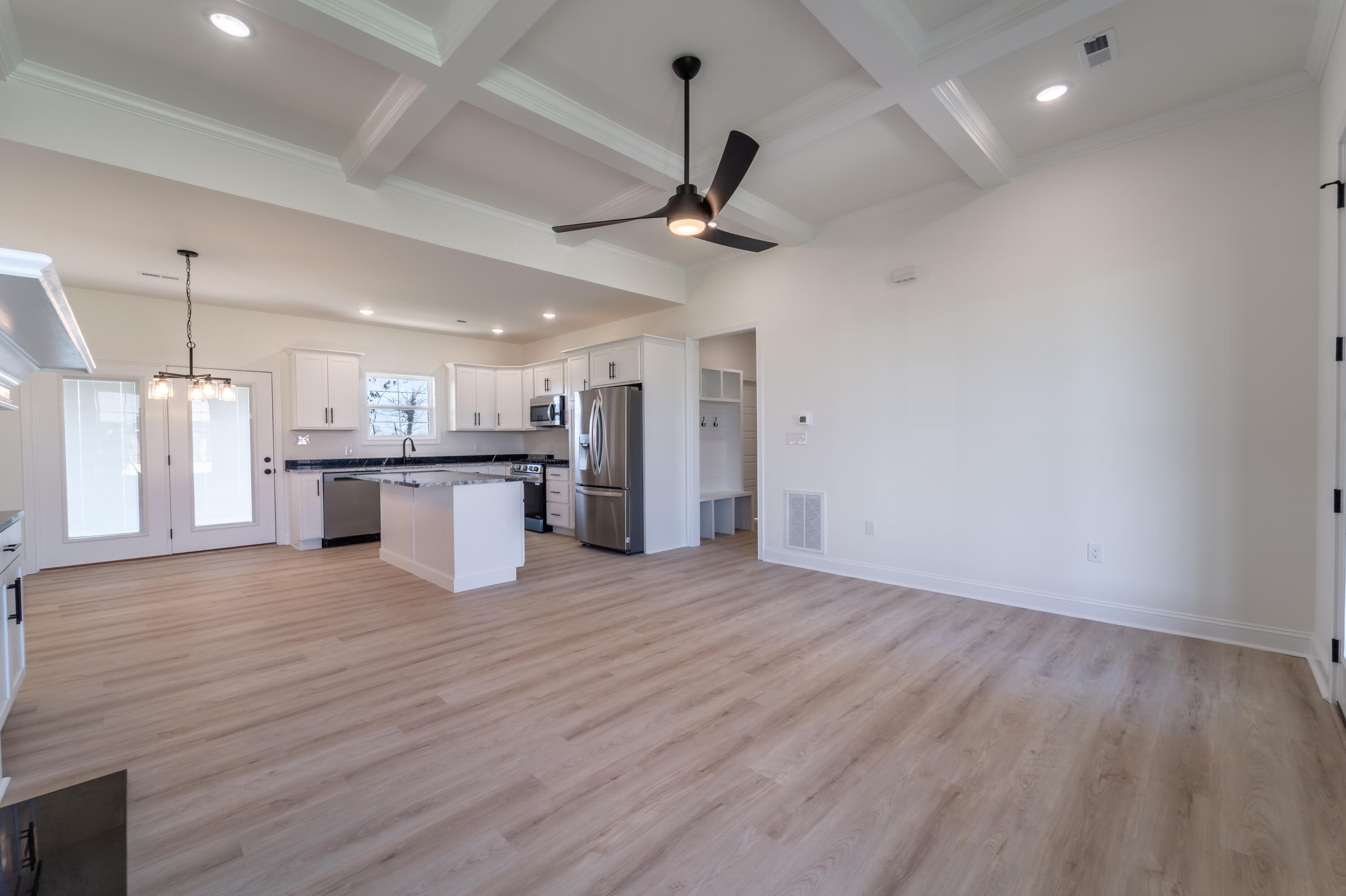 551 Chickasaw Drive Property Photo 3