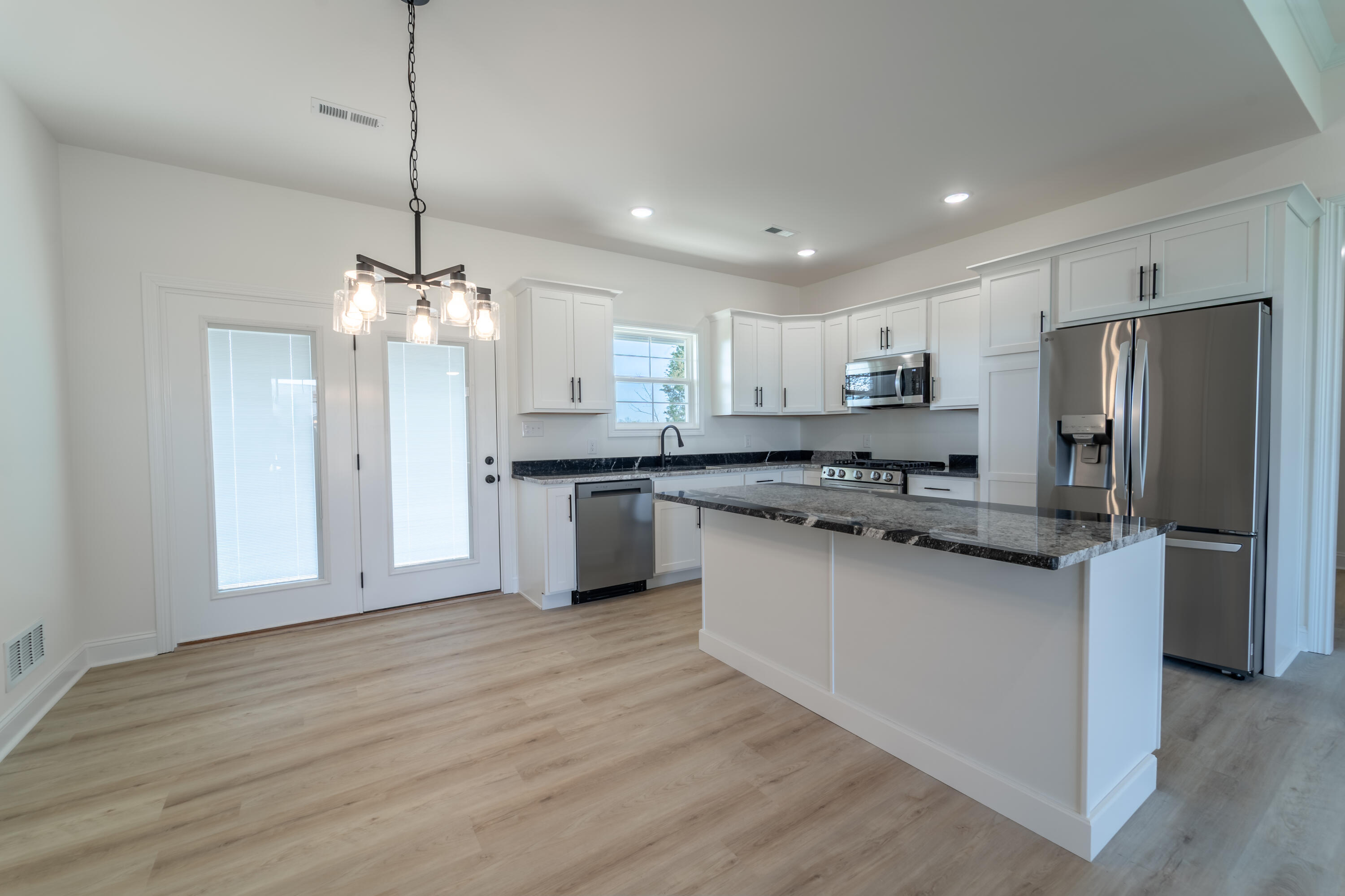 551 Chickasaw Drive Property Photo 13