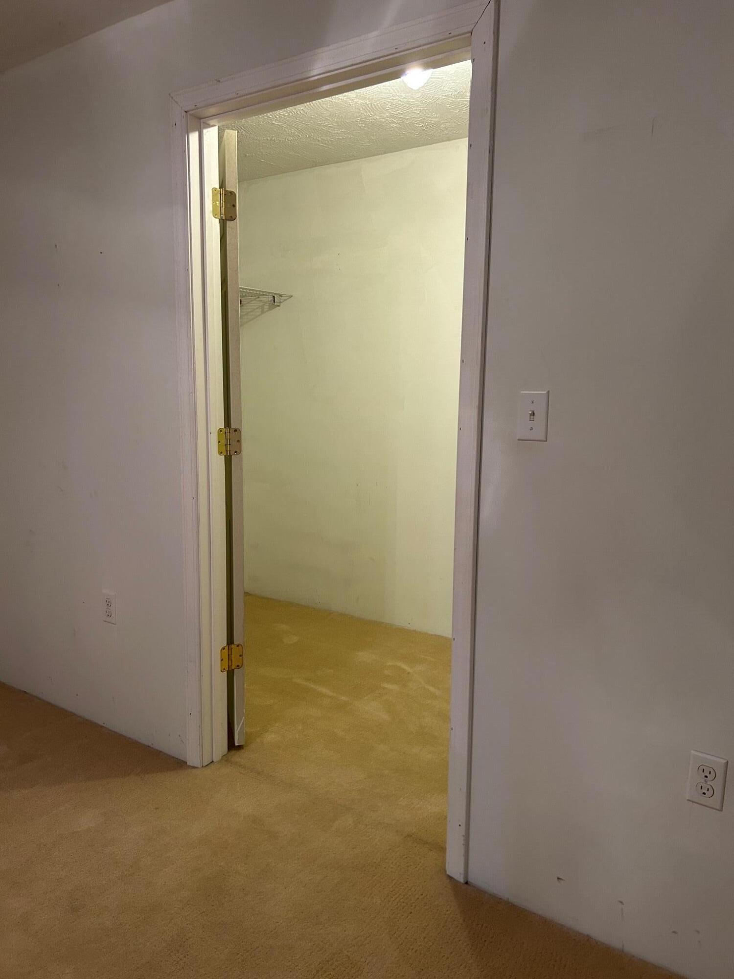 1408 Ky-80 Property Photo 37