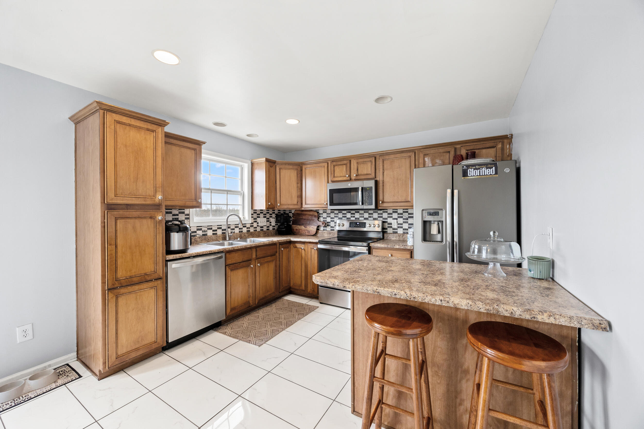 212 New River Court Property Photo 11