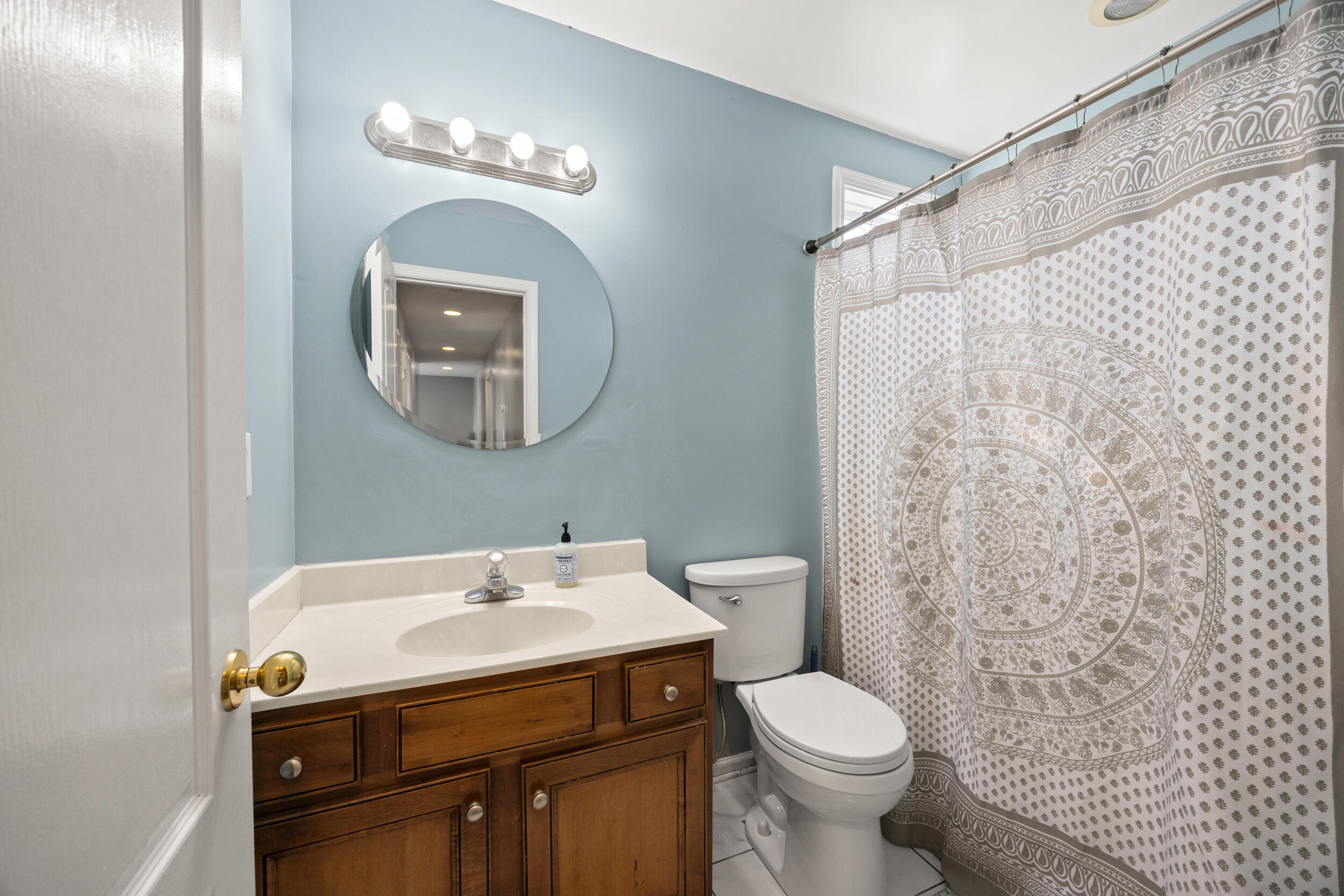 212 New River Court Property Photo 24