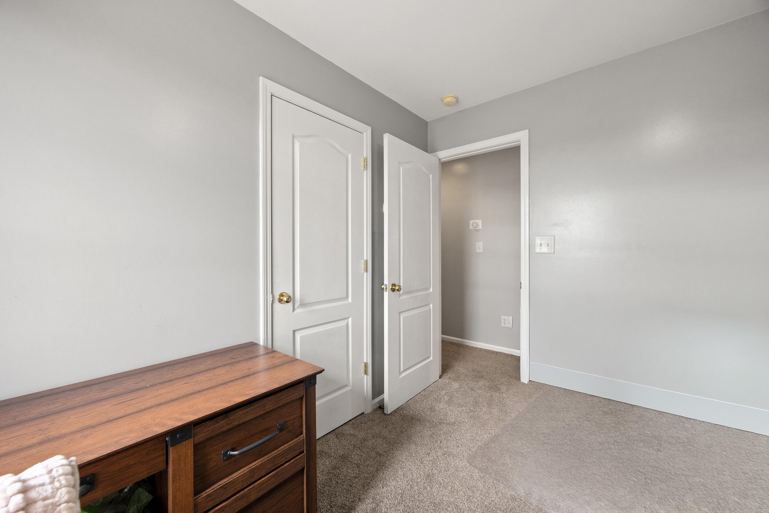 212 New River Court Property Photo 25