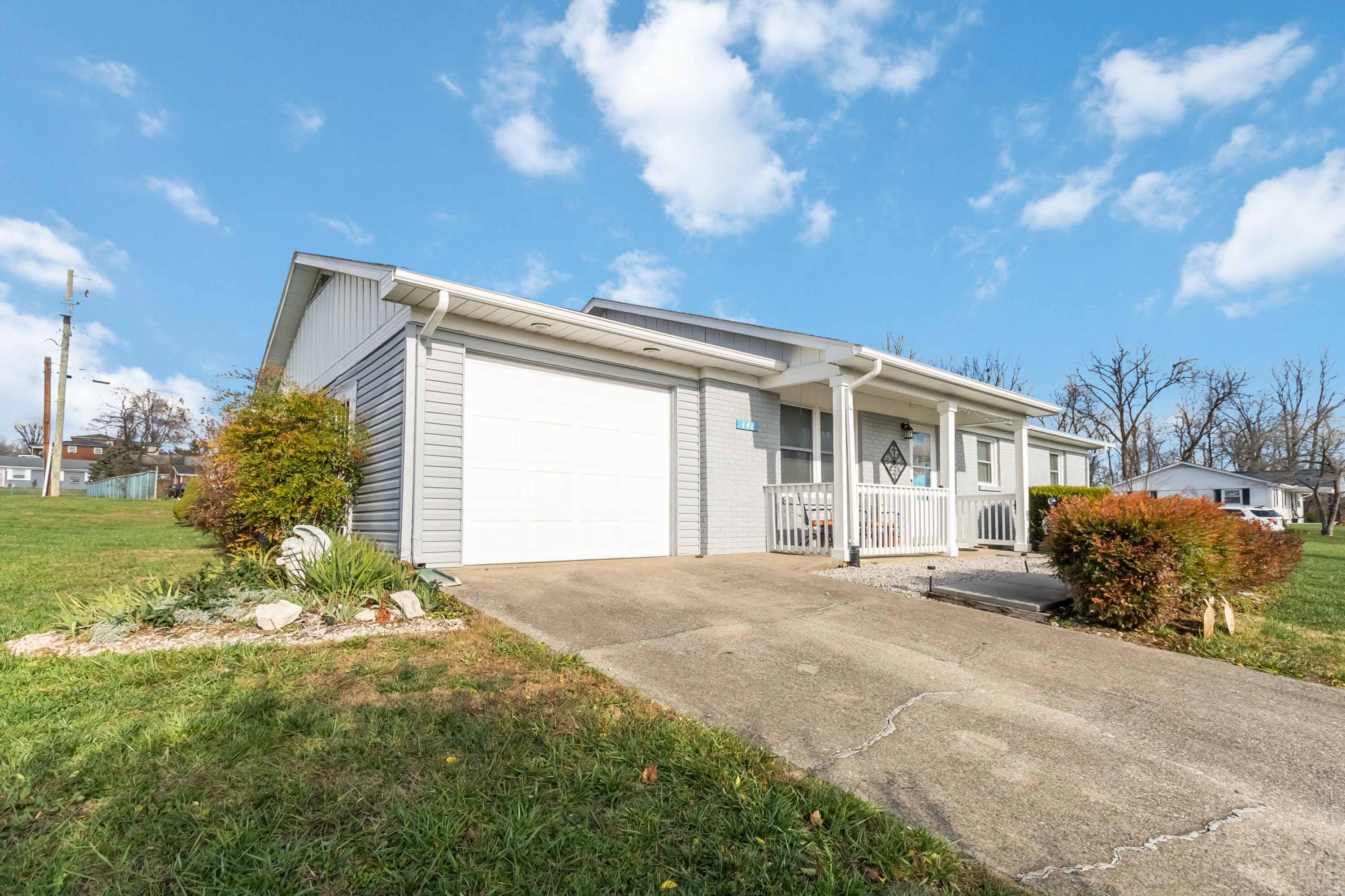 148 Leaf Lane Property Photo 3