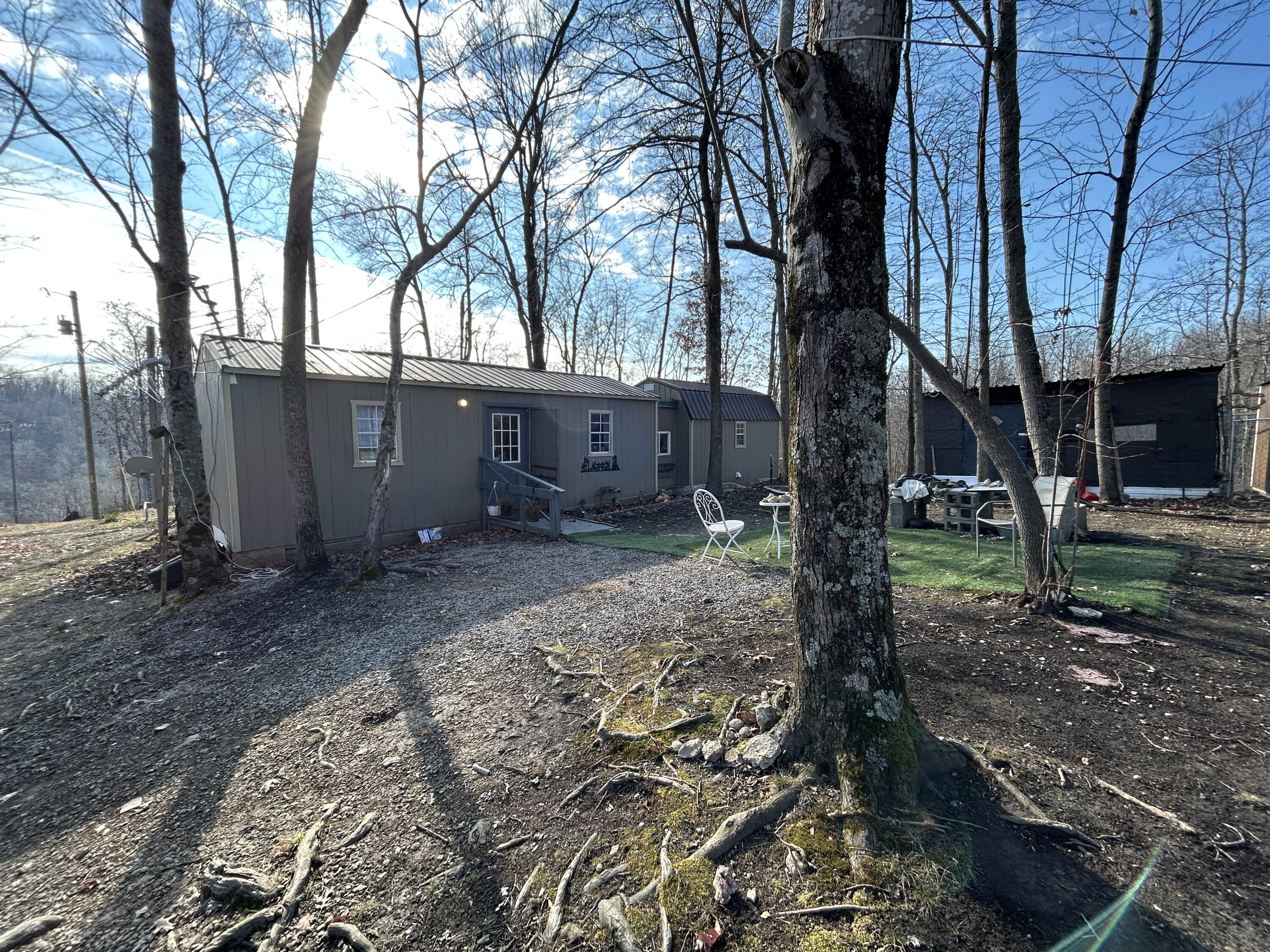 7205 White Oak Road Property Photo 3