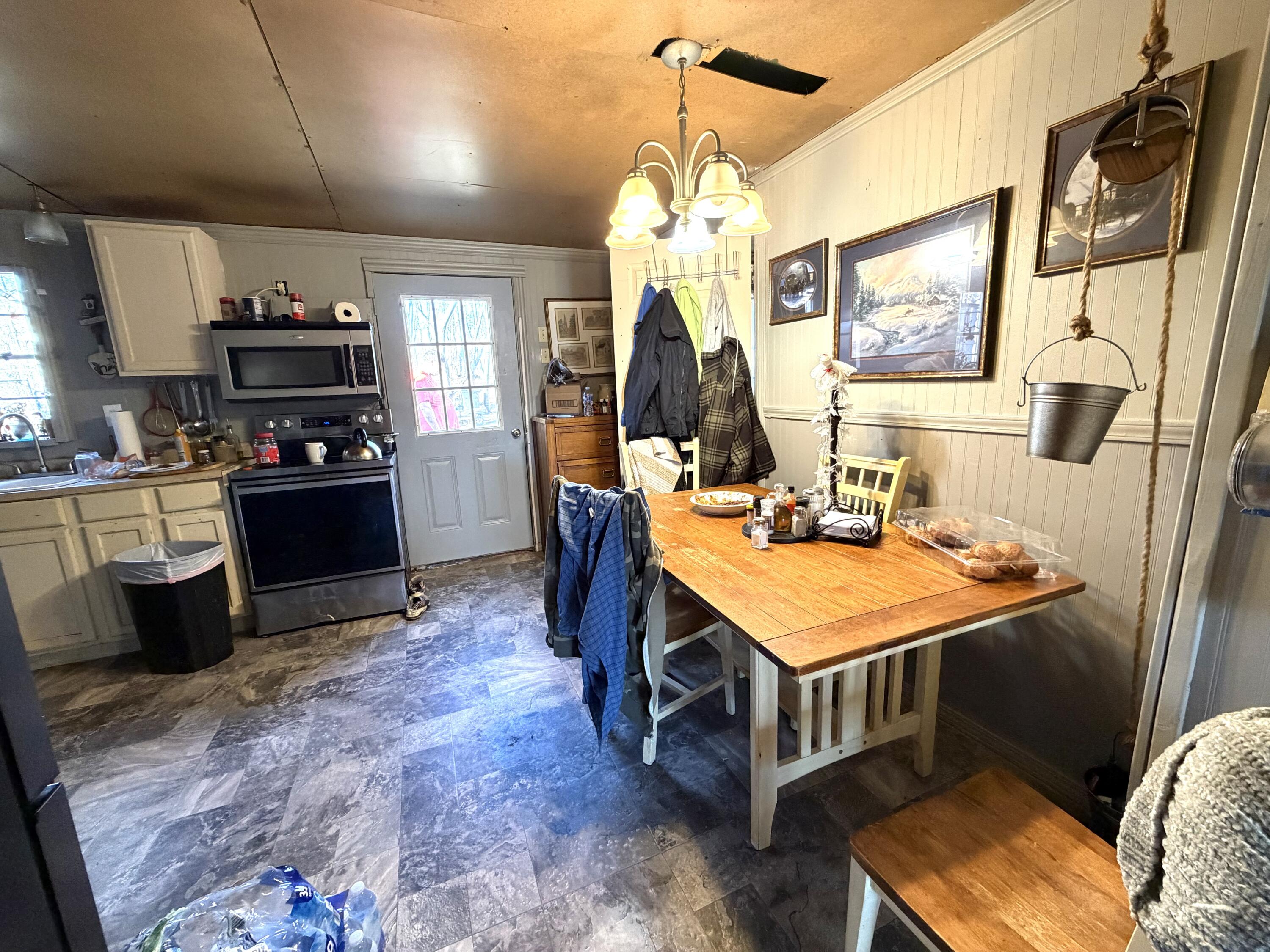7205 White Oak Road Property Photo 17
