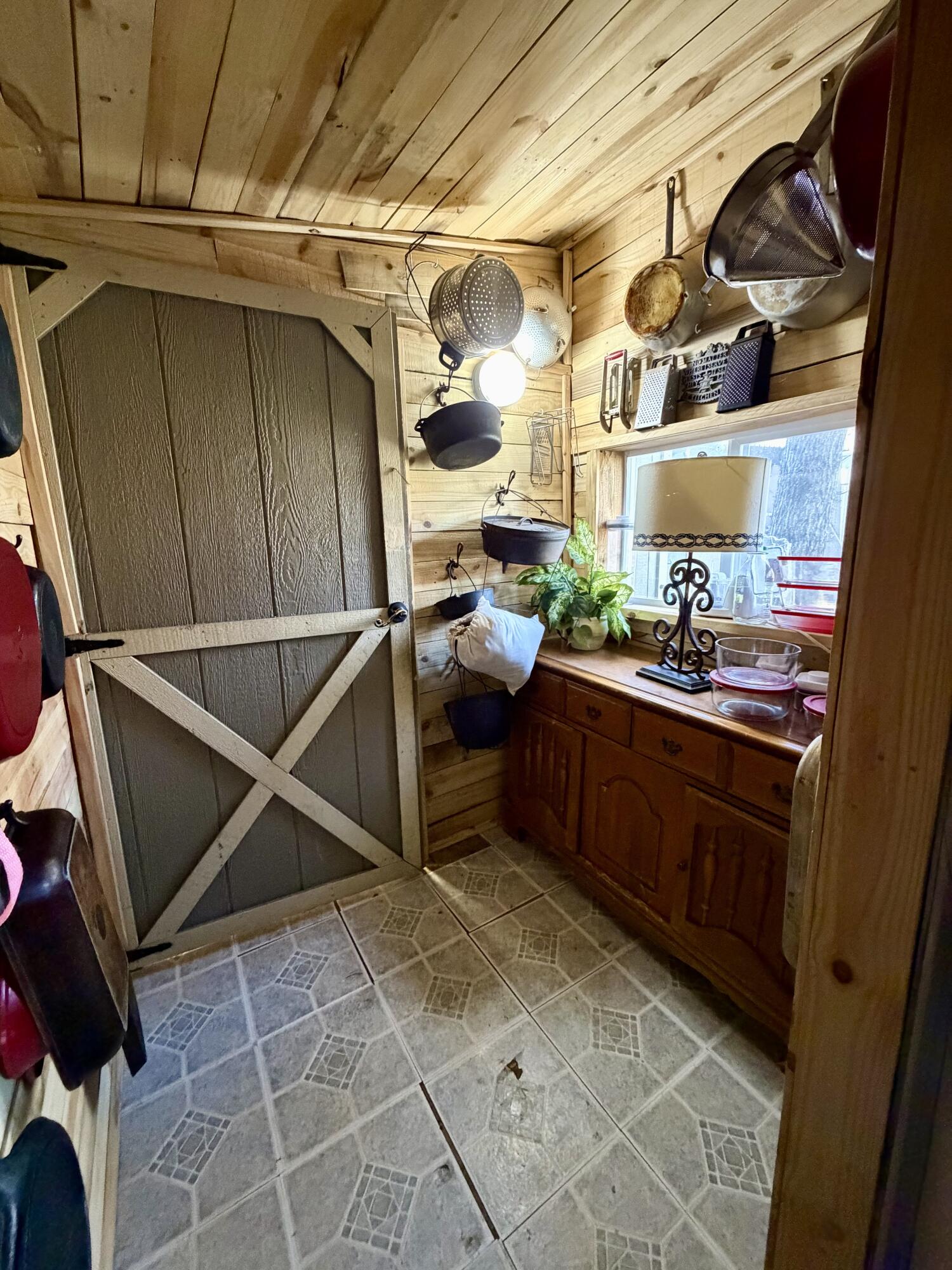 7205 White Oak Road Property Photo 18