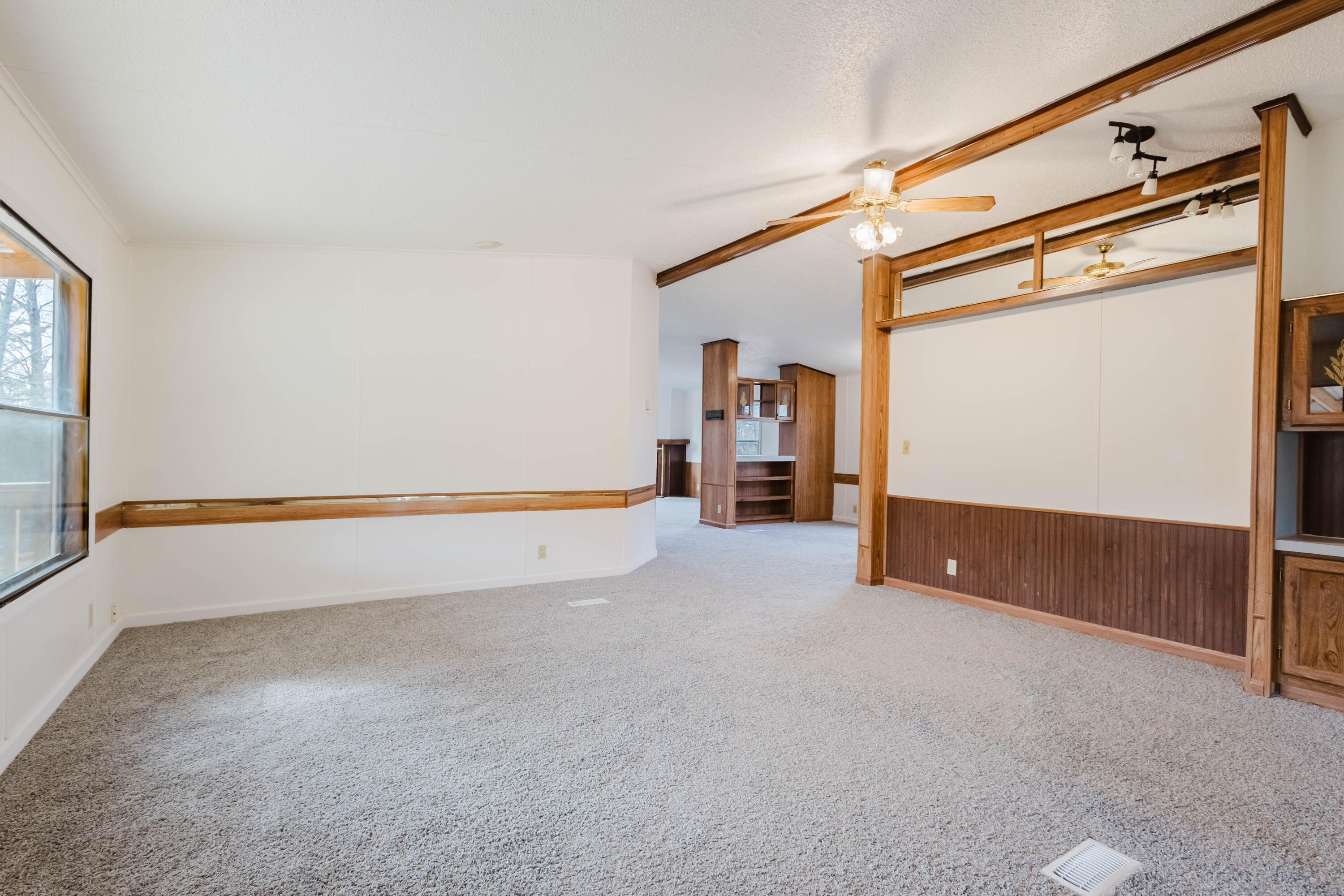 430 Apache Drive Property Photo 11