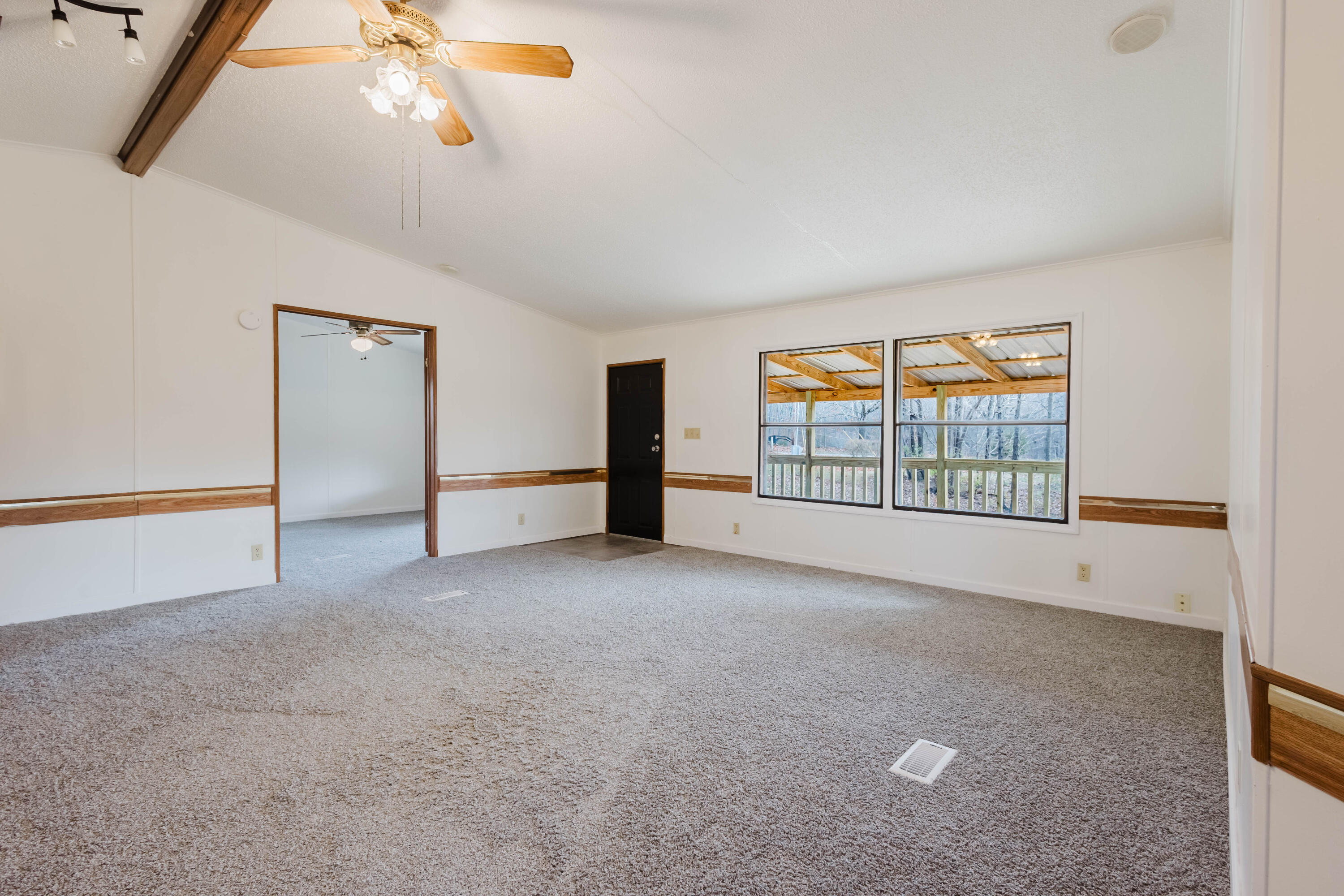 430 Apache Drive Property Photo 13