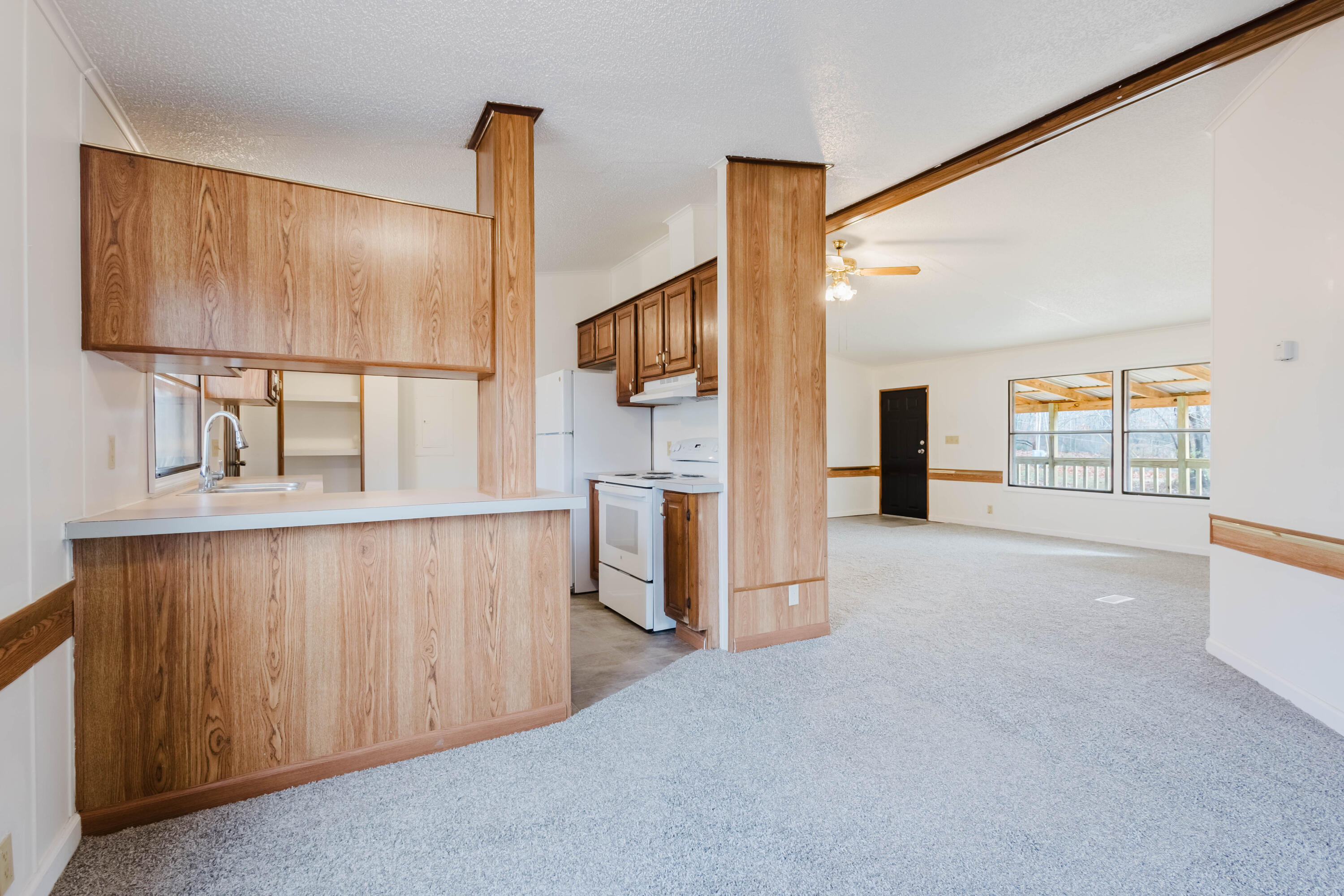 430 Apache Drive Property Photo 17