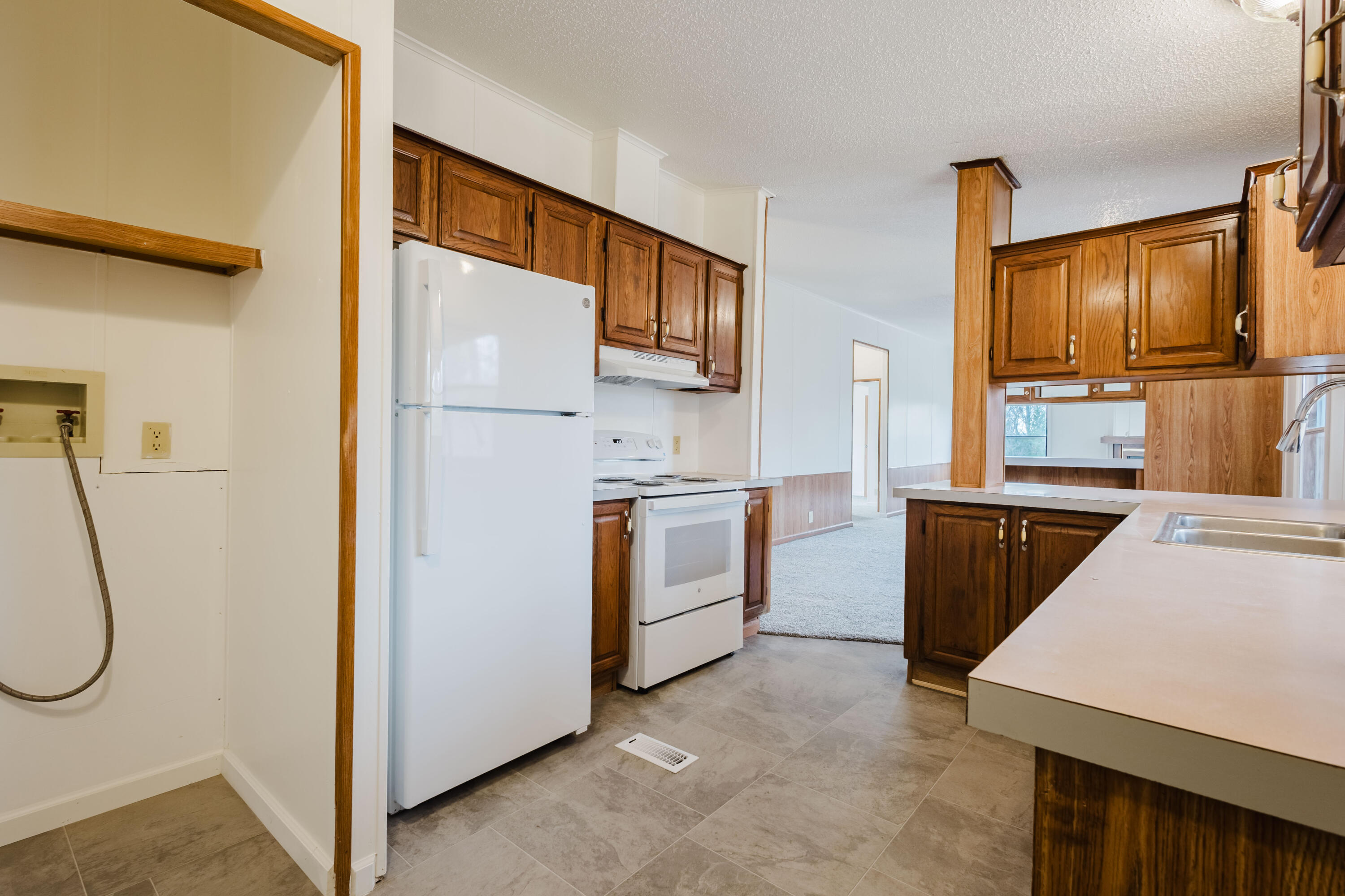 430 Apache Drive Property Photo 21