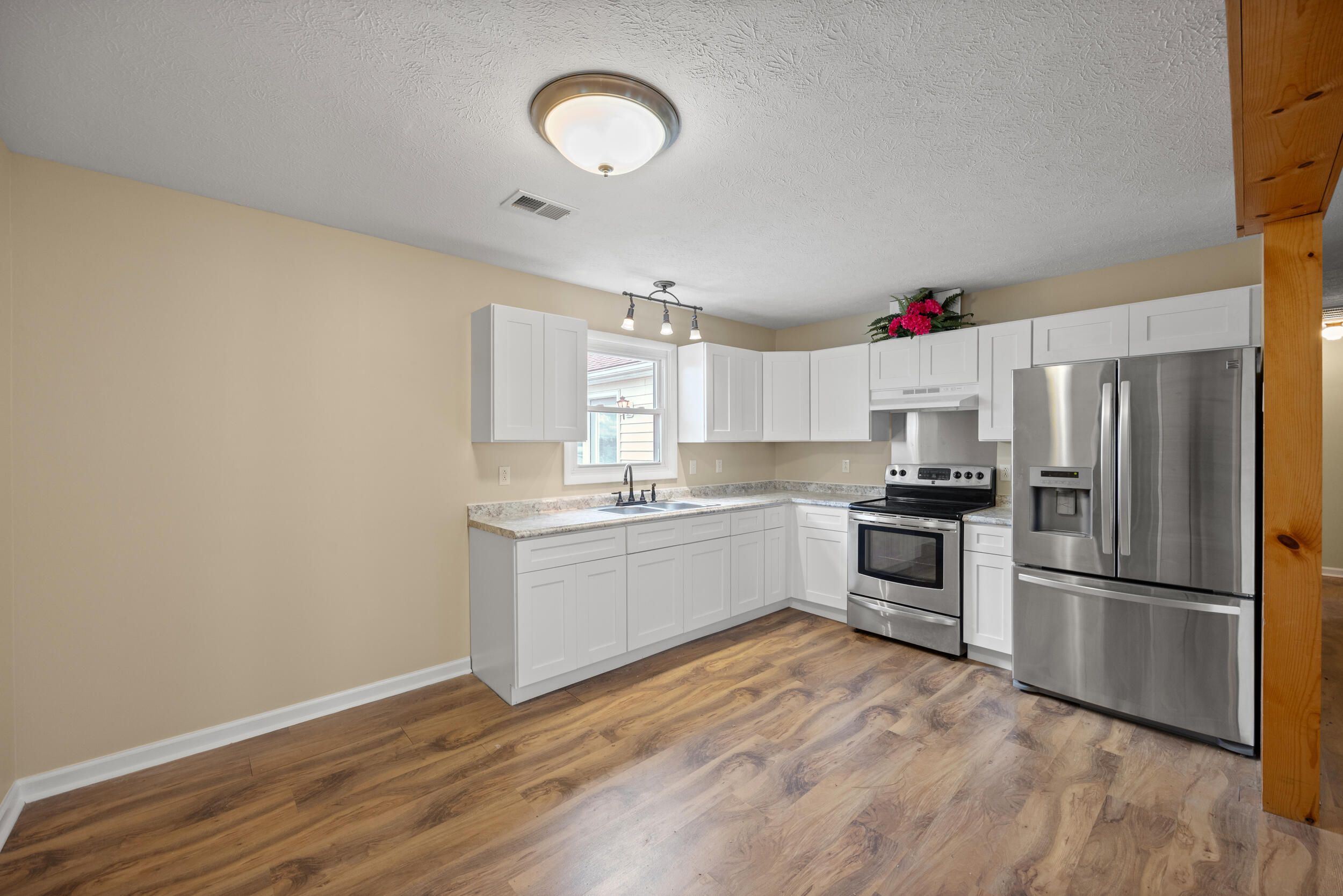 1332 Buckhorn Trail Property Photo 7