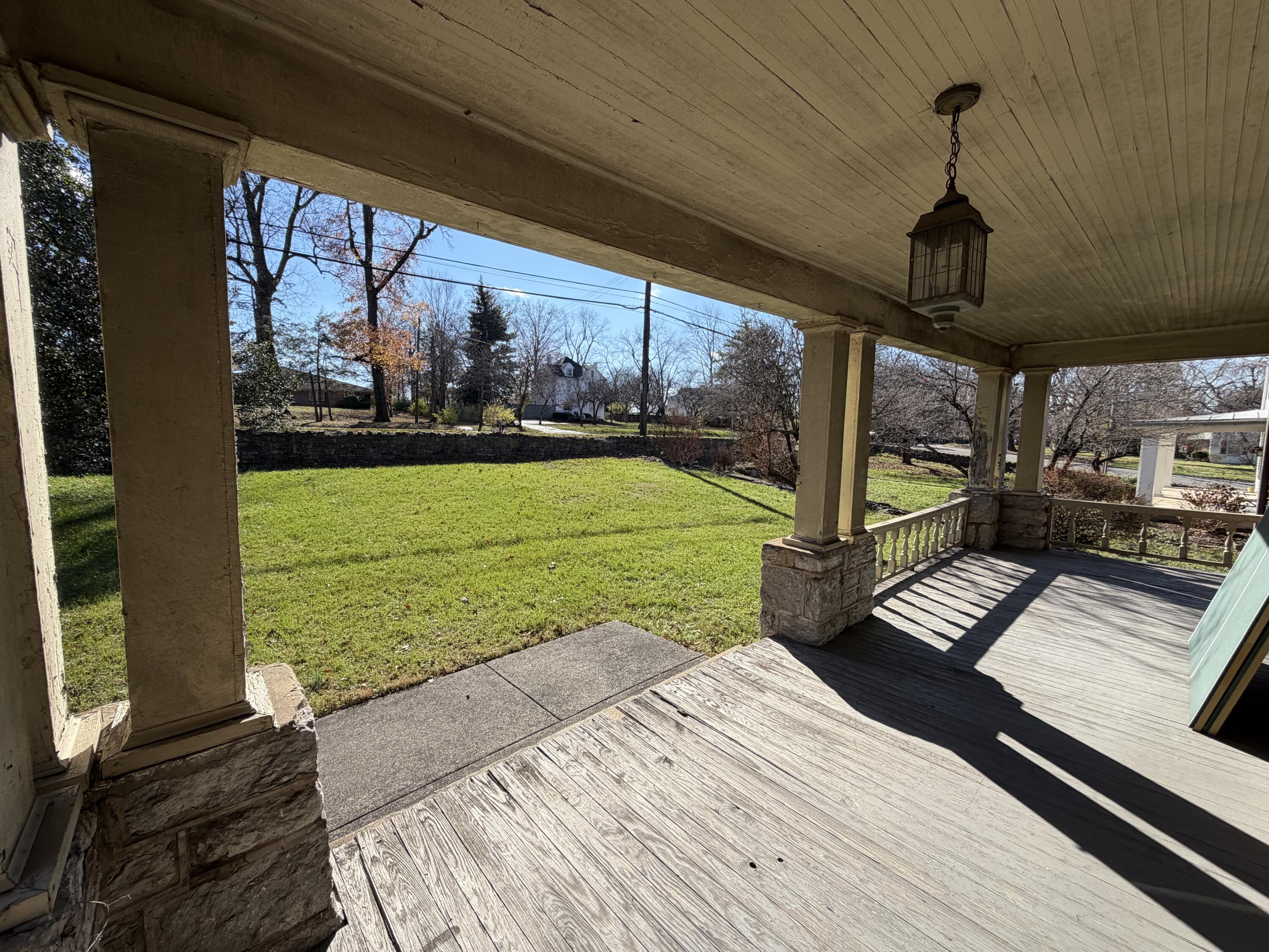 1613 Versailles Road Property Photo 7