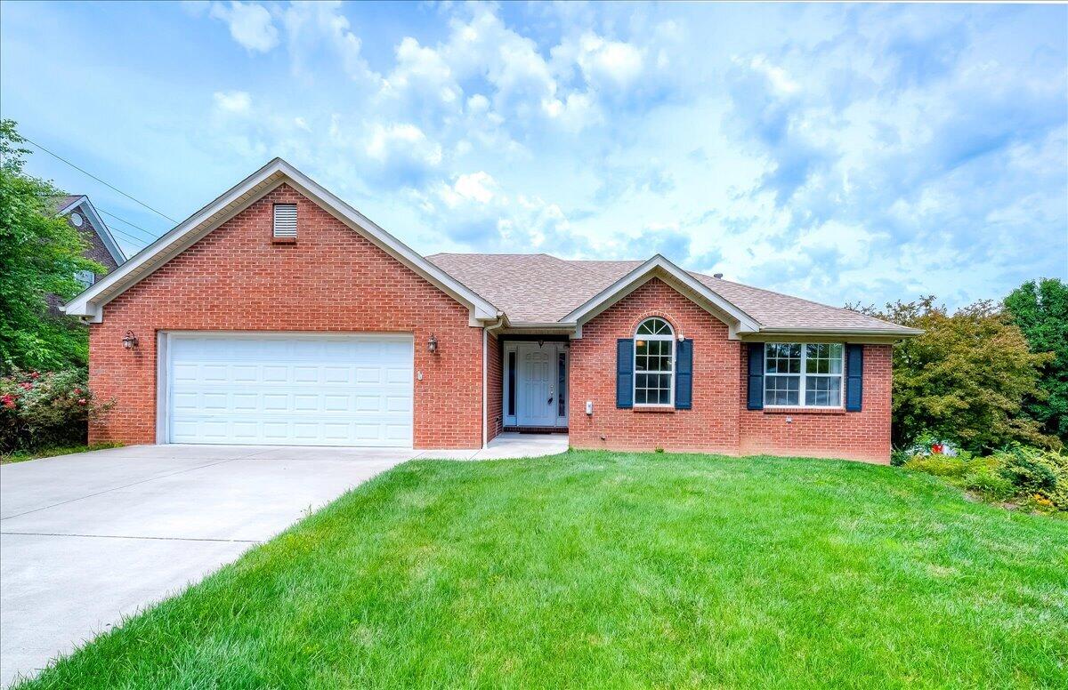 1054 Devane Lane Property Photo 1