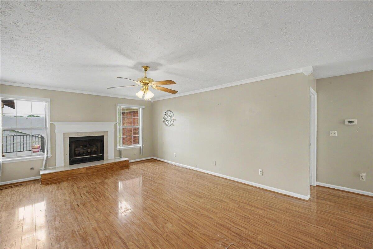 1054 Devane Lane Property Photo 25