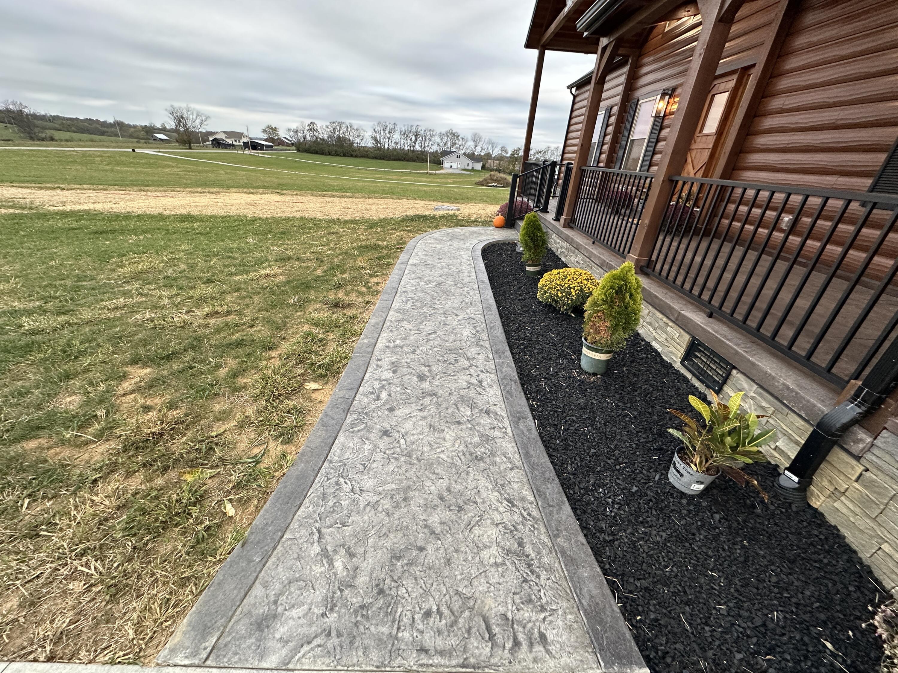 910 Walnut Grove Road Property Photo 14