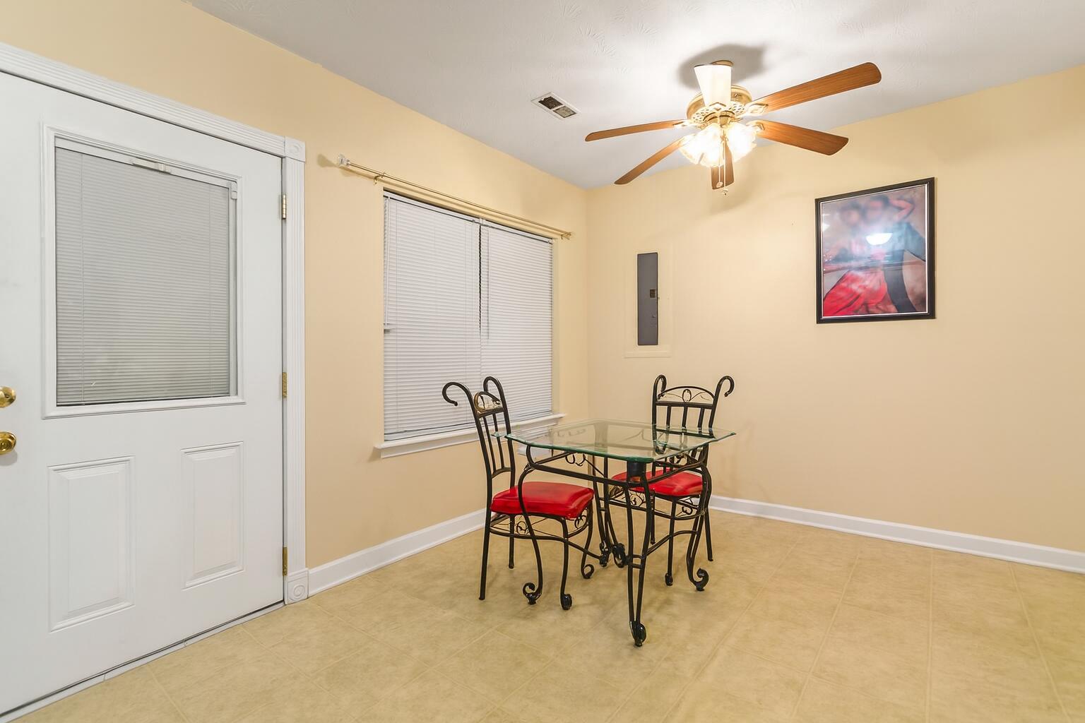 104 Woodview Drive Property Photo 7