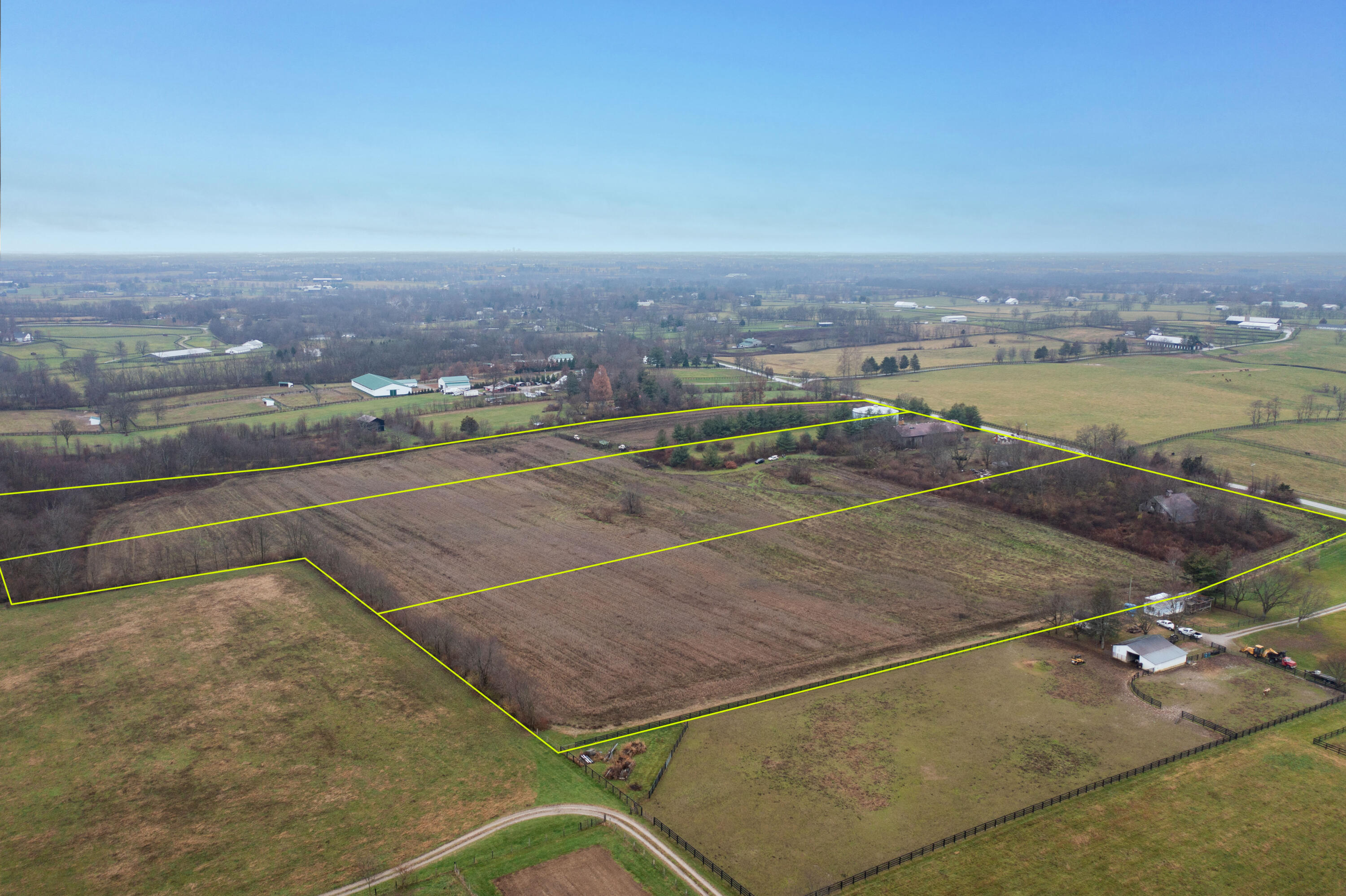 7350 Russell Cave Road Property Photo 4