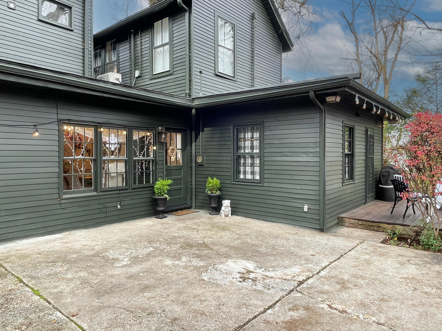 511-13 Capital Avenue Property Photo 65