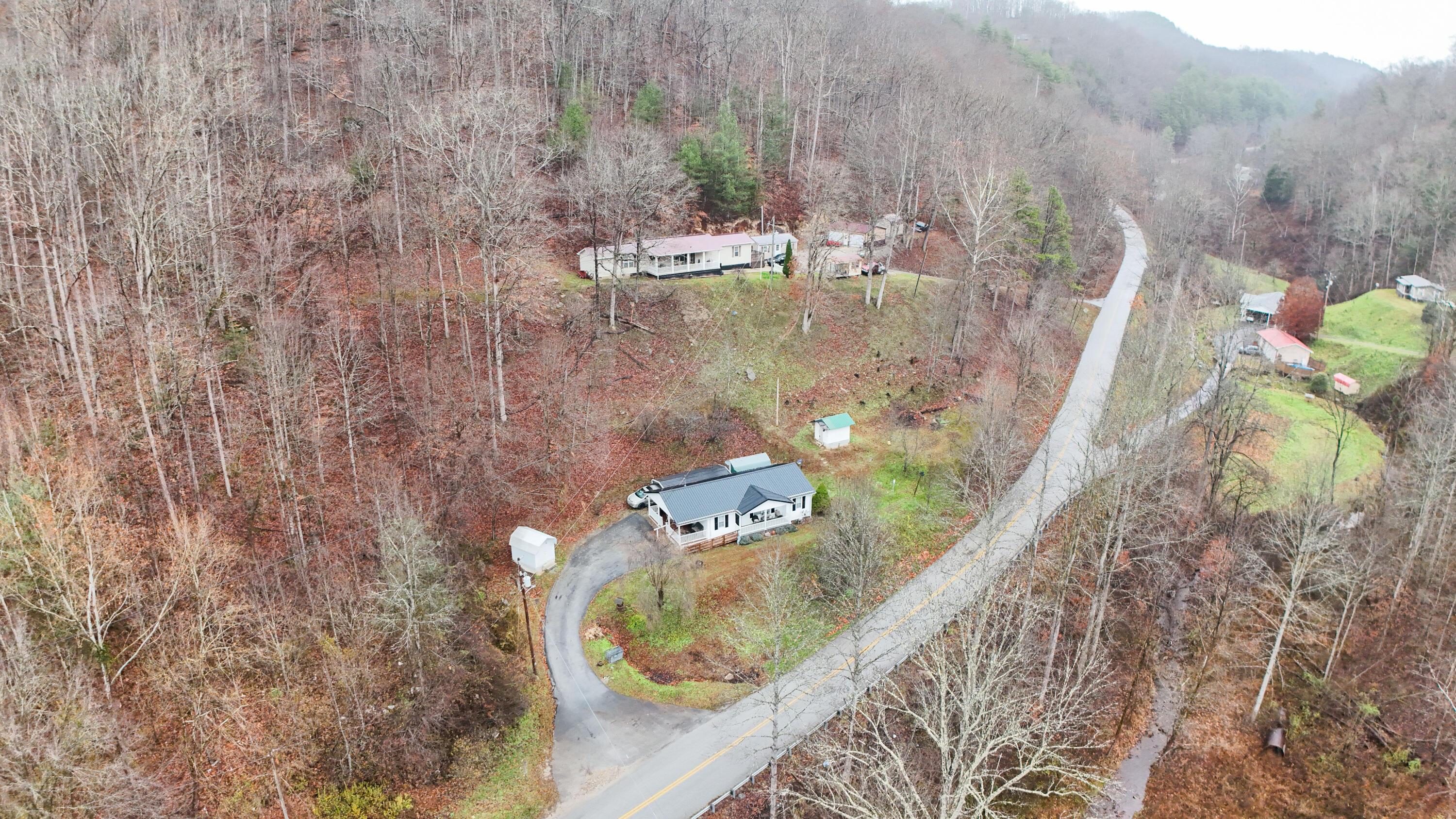 10806 406 Highway Property Photo 5