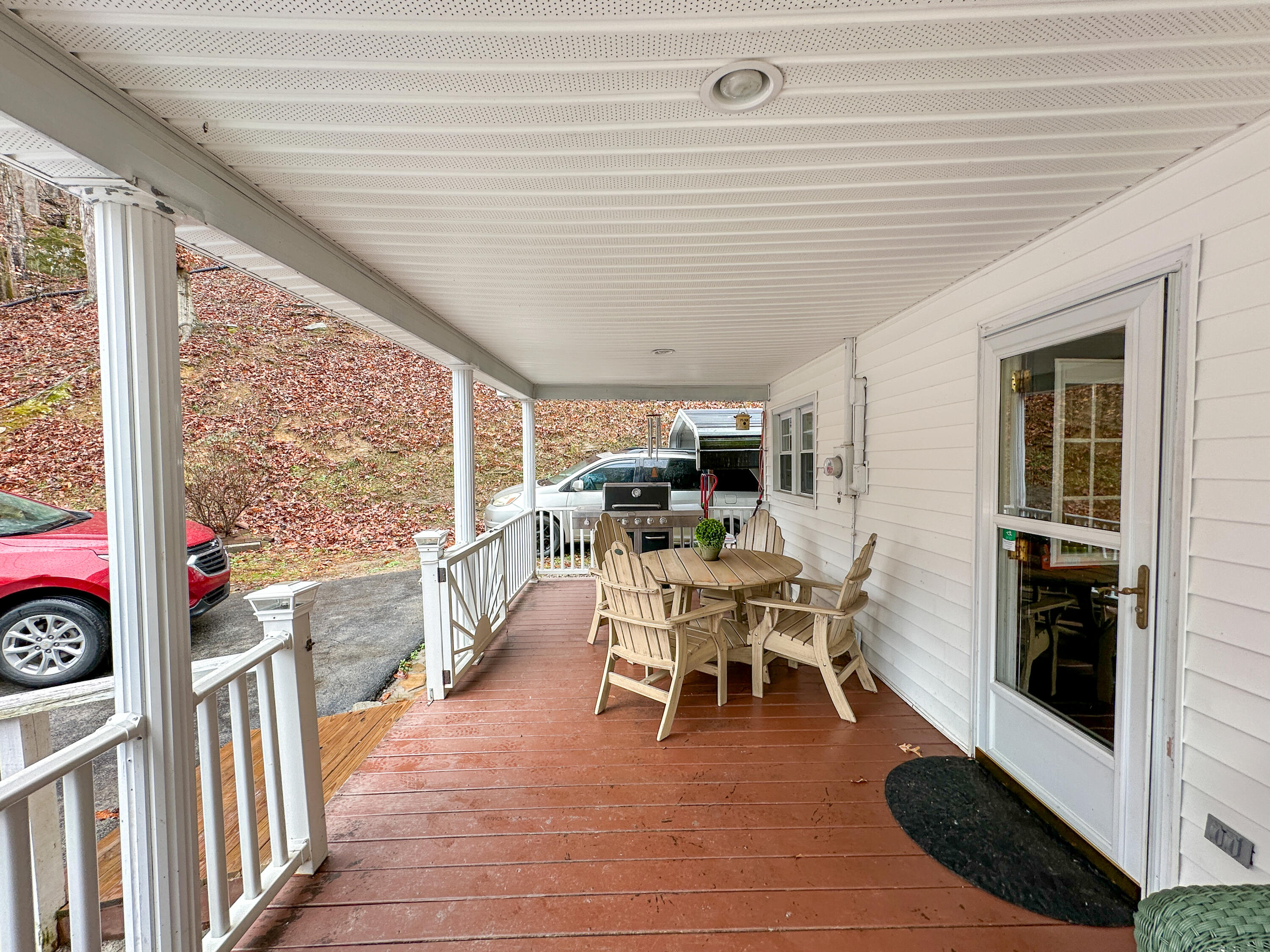 10806 406 Highway Property Photo 40