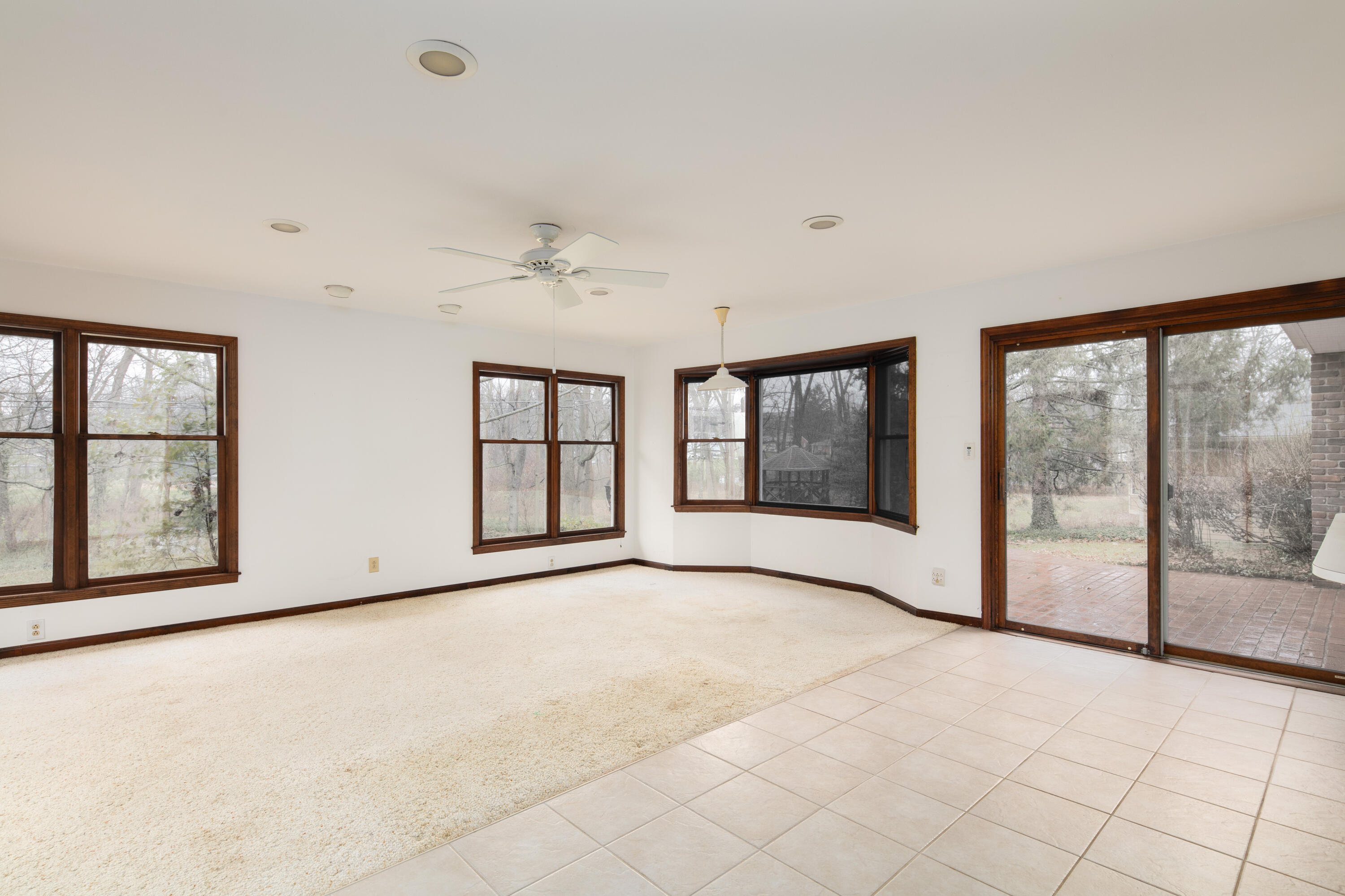 1112 The Lane Property Photo 25