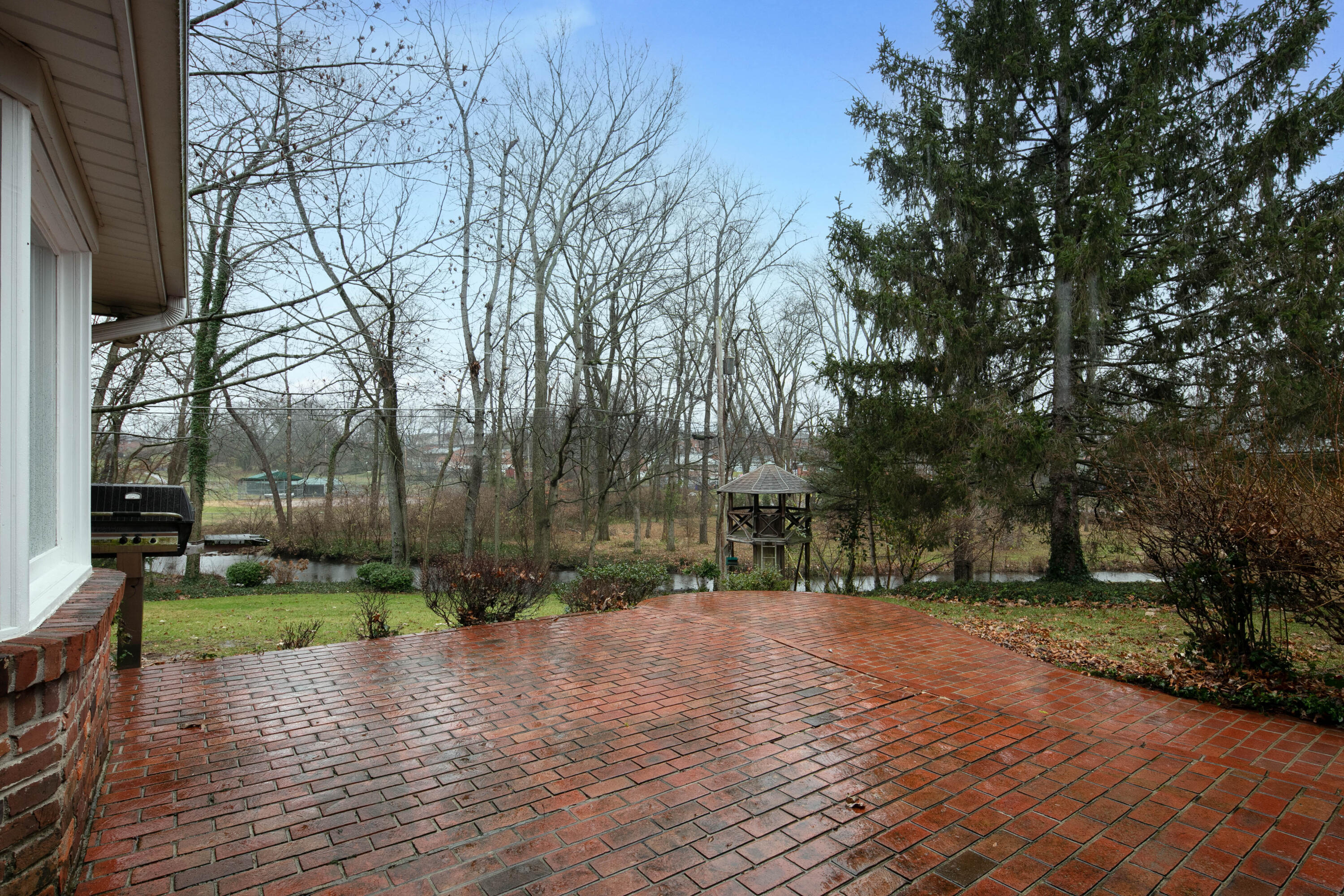 1112 The Lane Property Photo 27