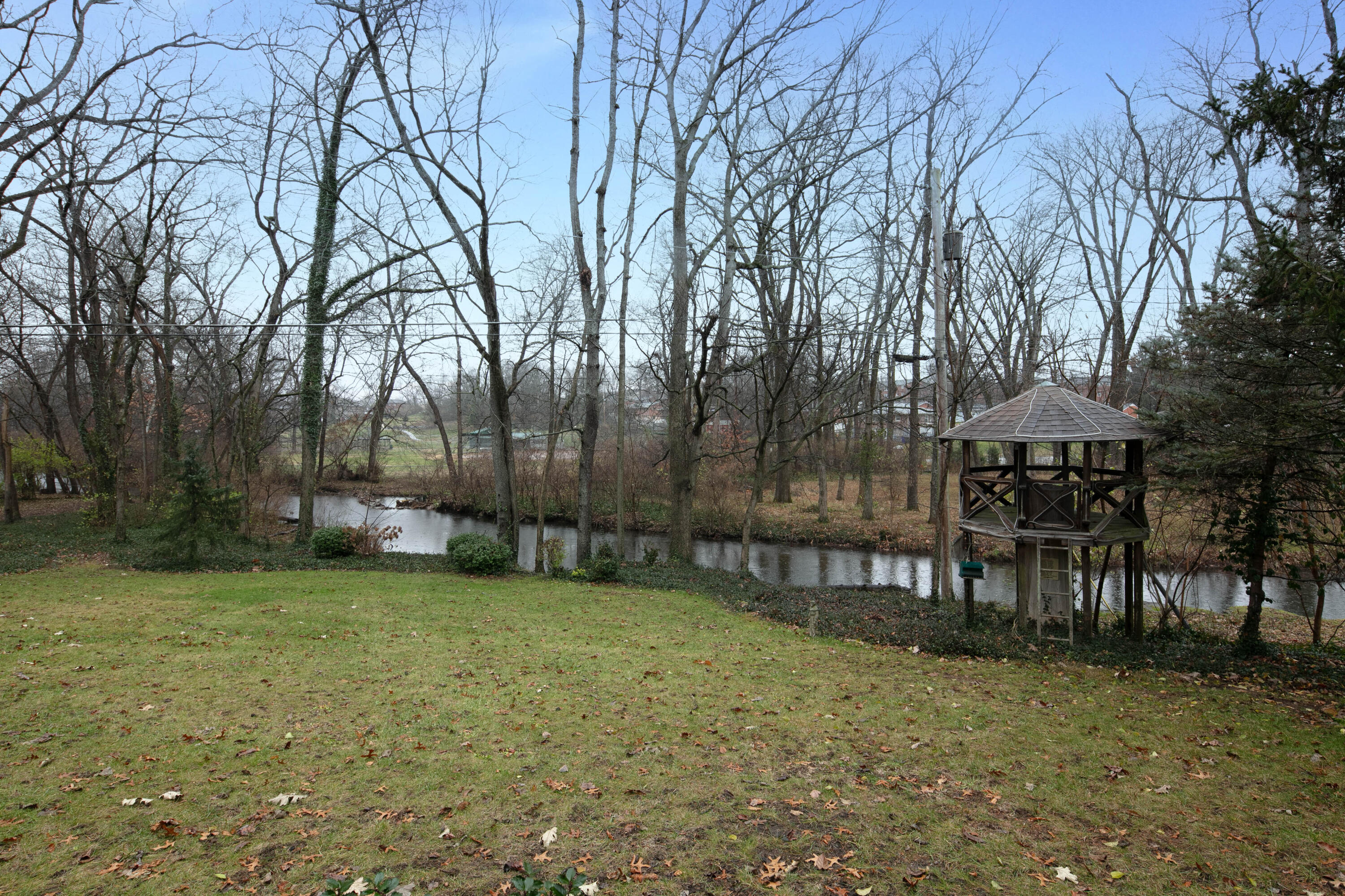 1112 The Lane Property Photo 29