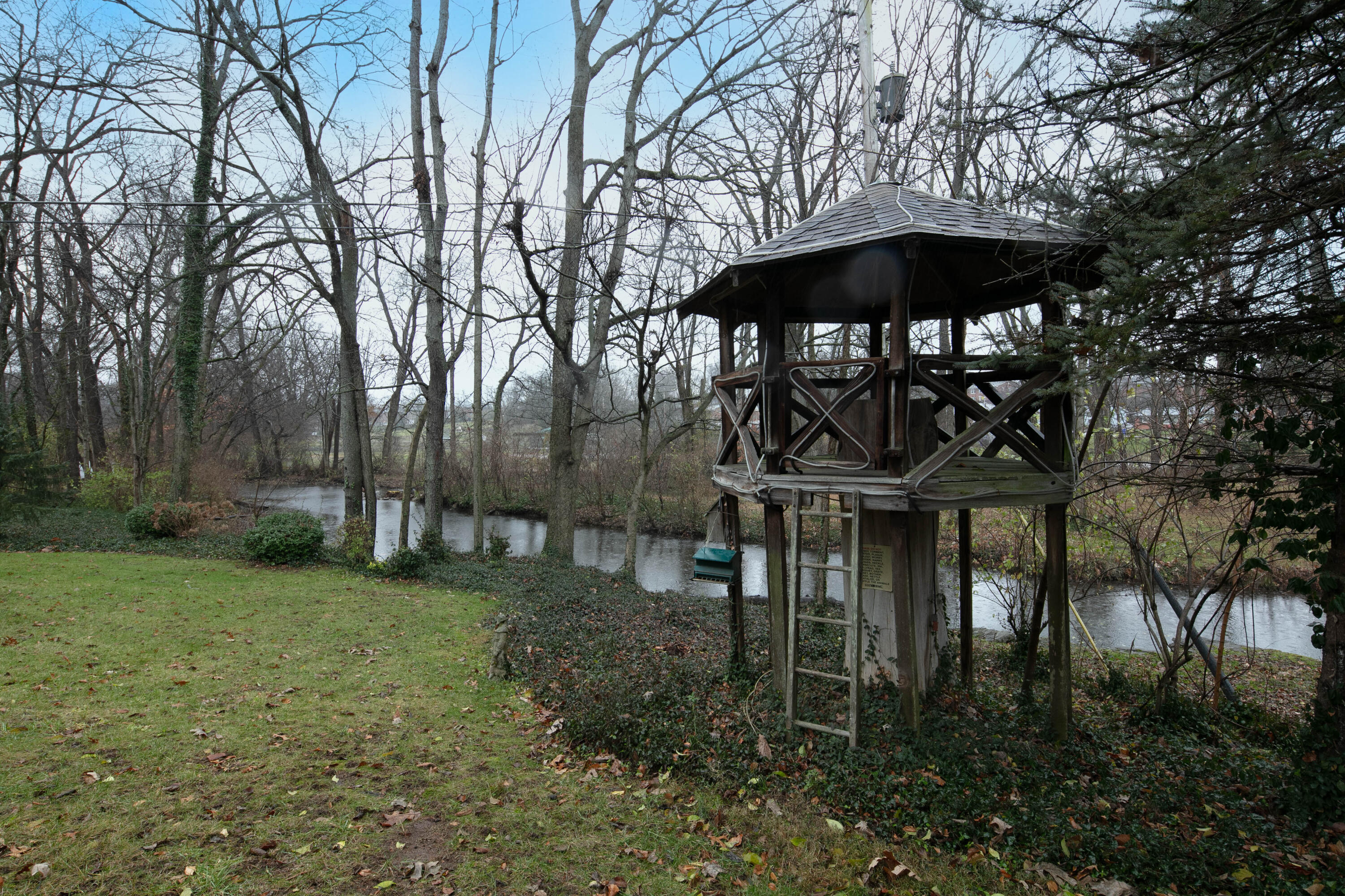 1112 The Lane Property Photo 30