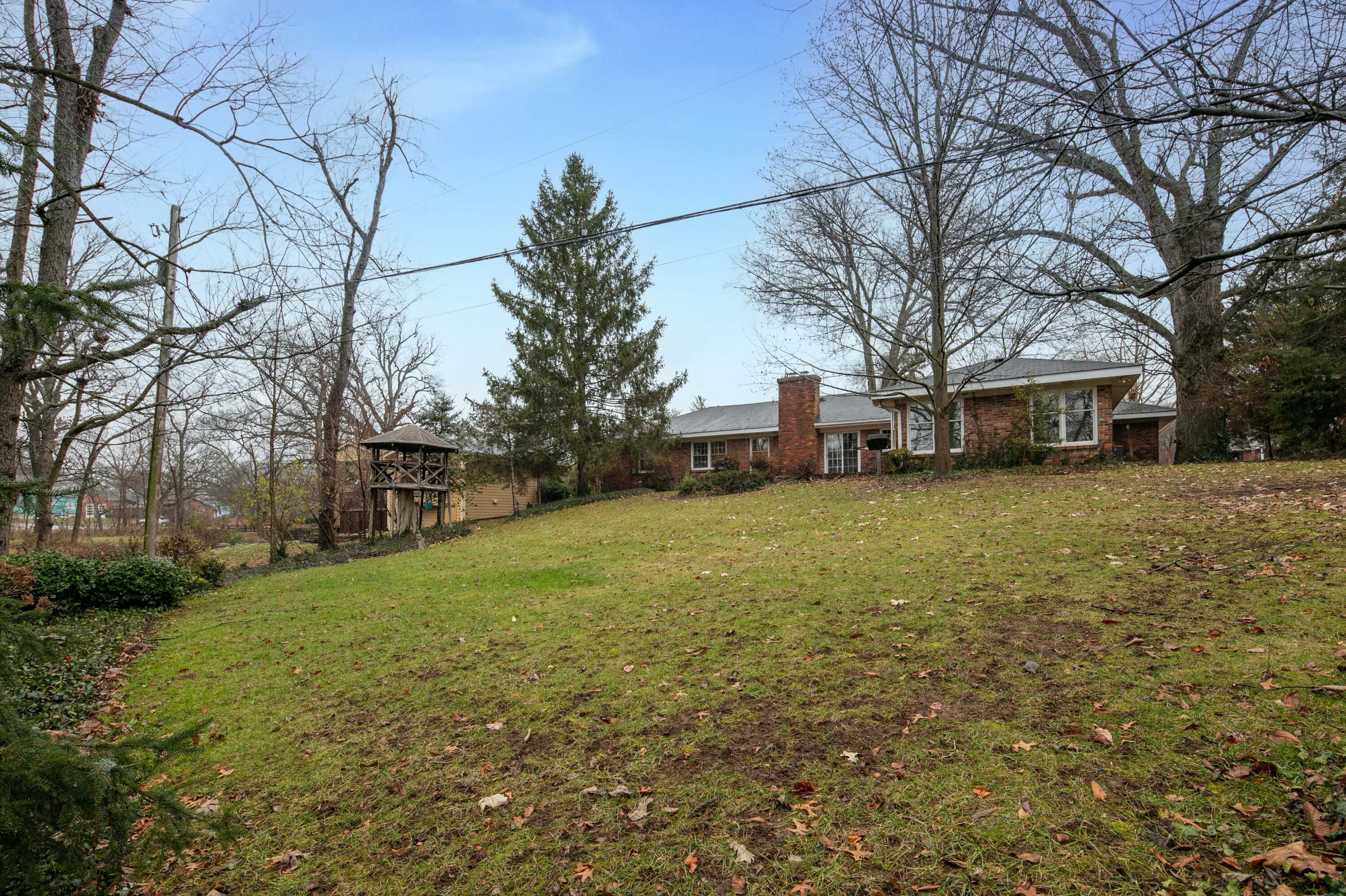 1112 The Lane Property Photo 31