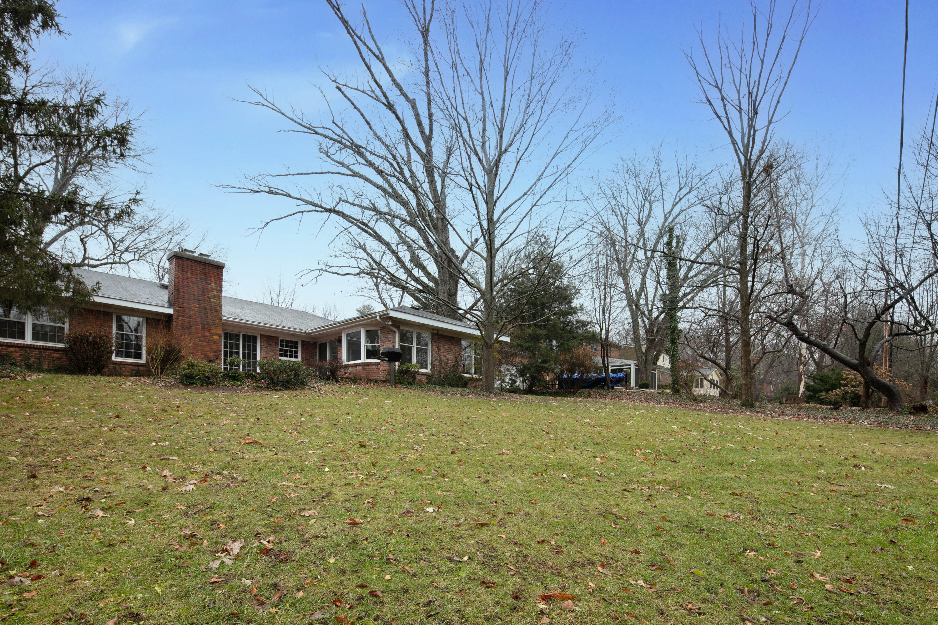1112 The Lane Property Photo 32