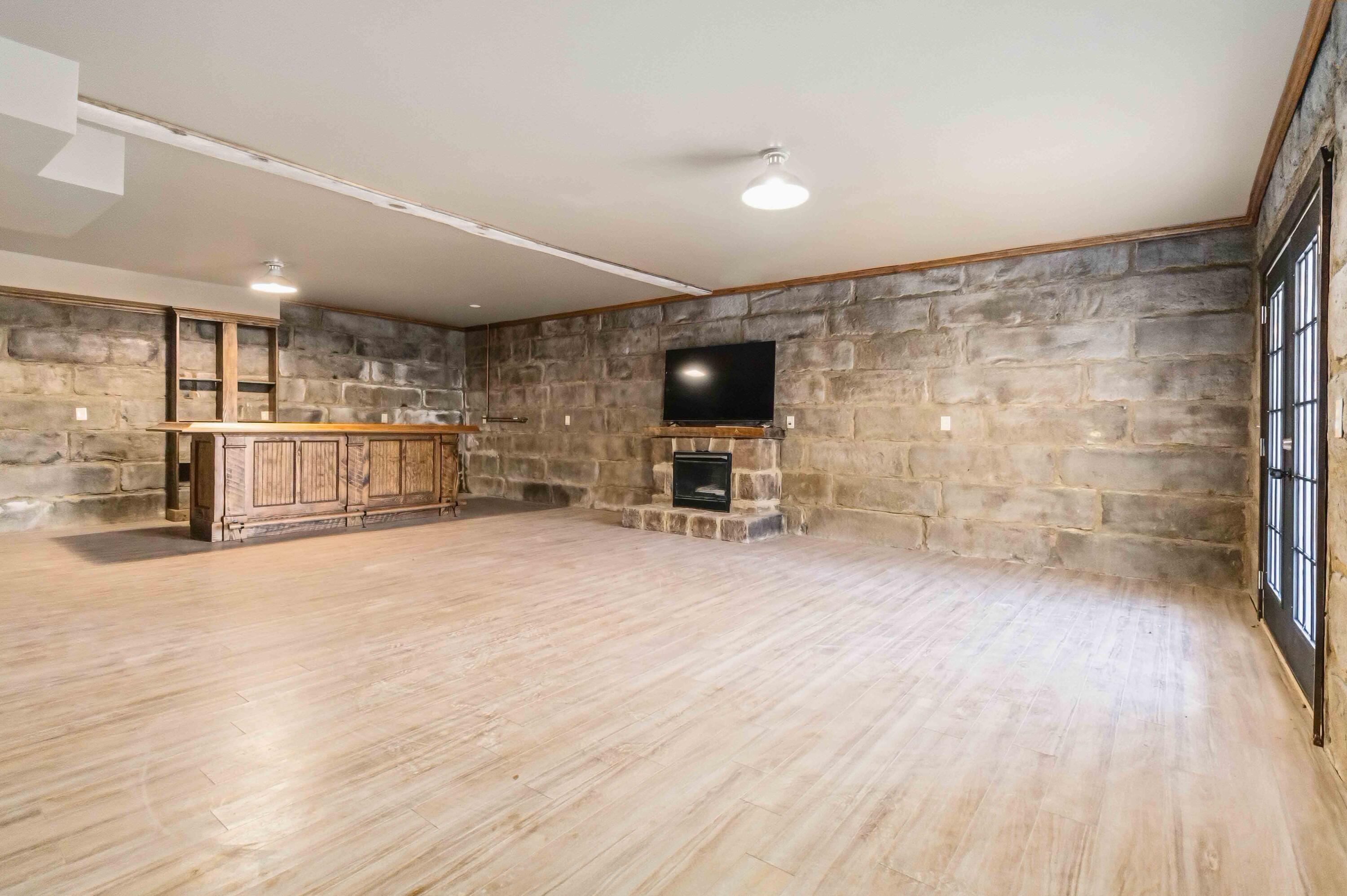 232 Tower Road Property Photo 33