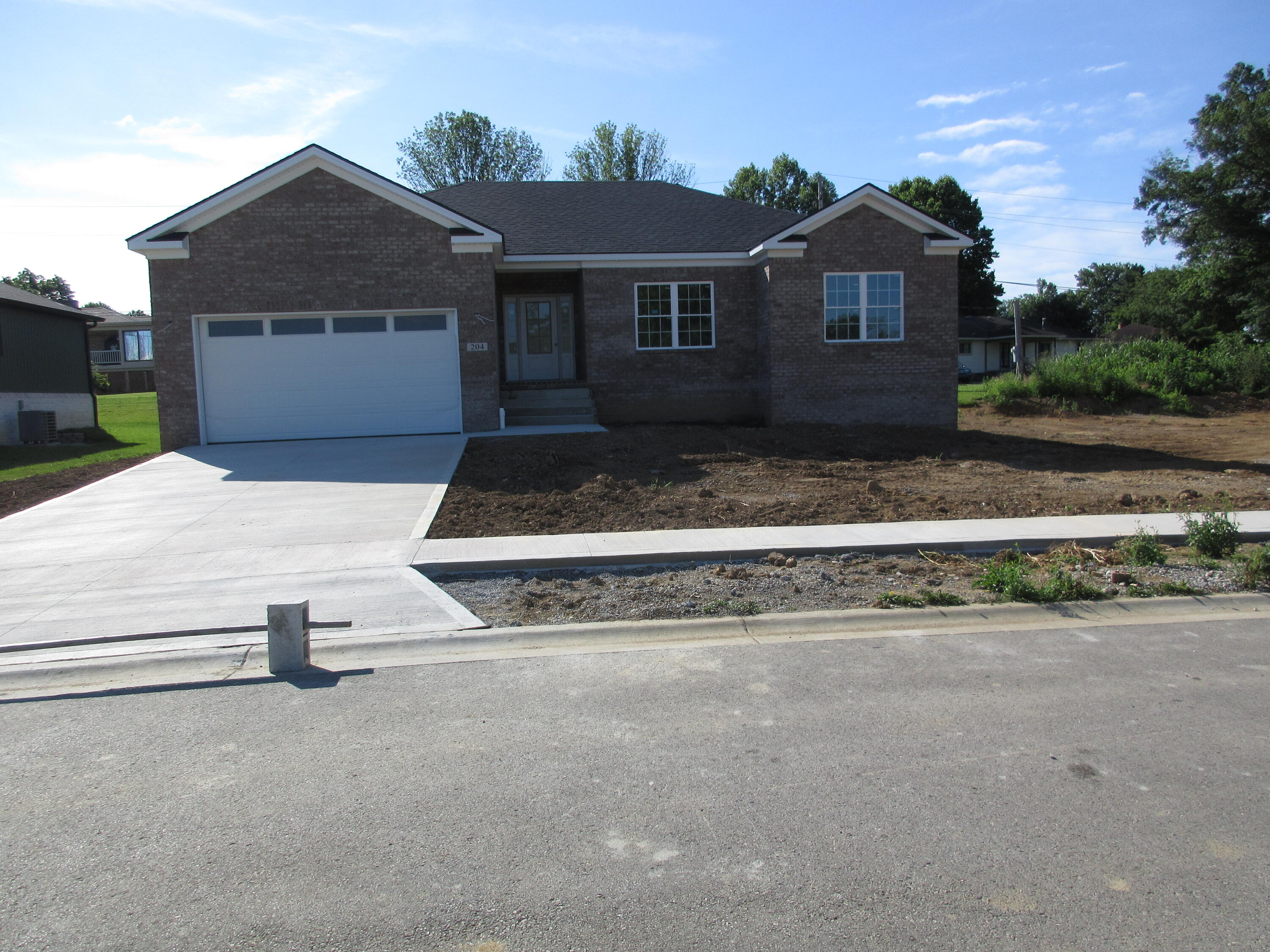204 Jett Drive Property Photo 1