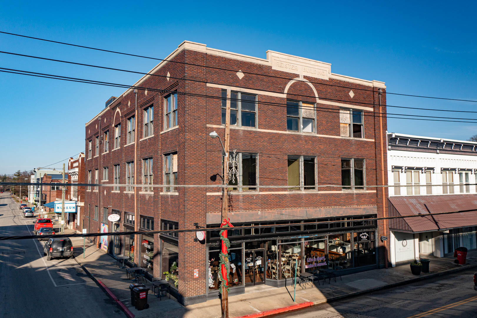 202 E Pike Street Property Photo 2