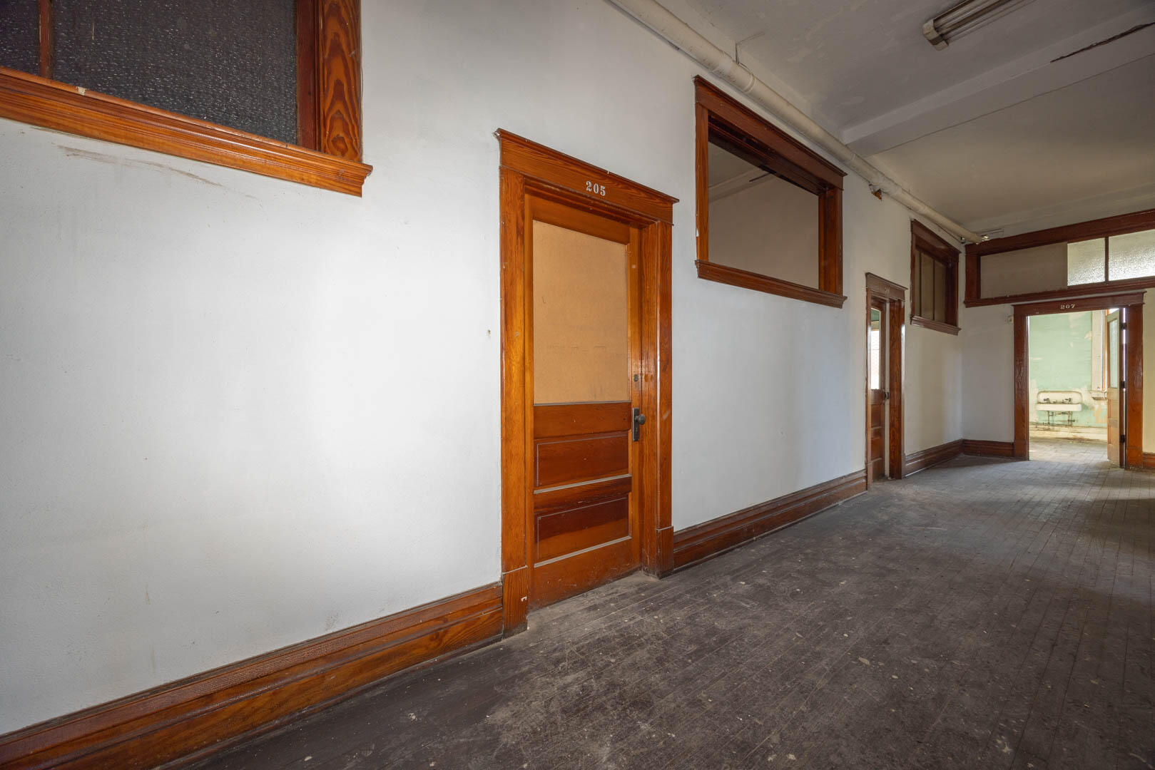 202 E Pike Street Property Photo 34