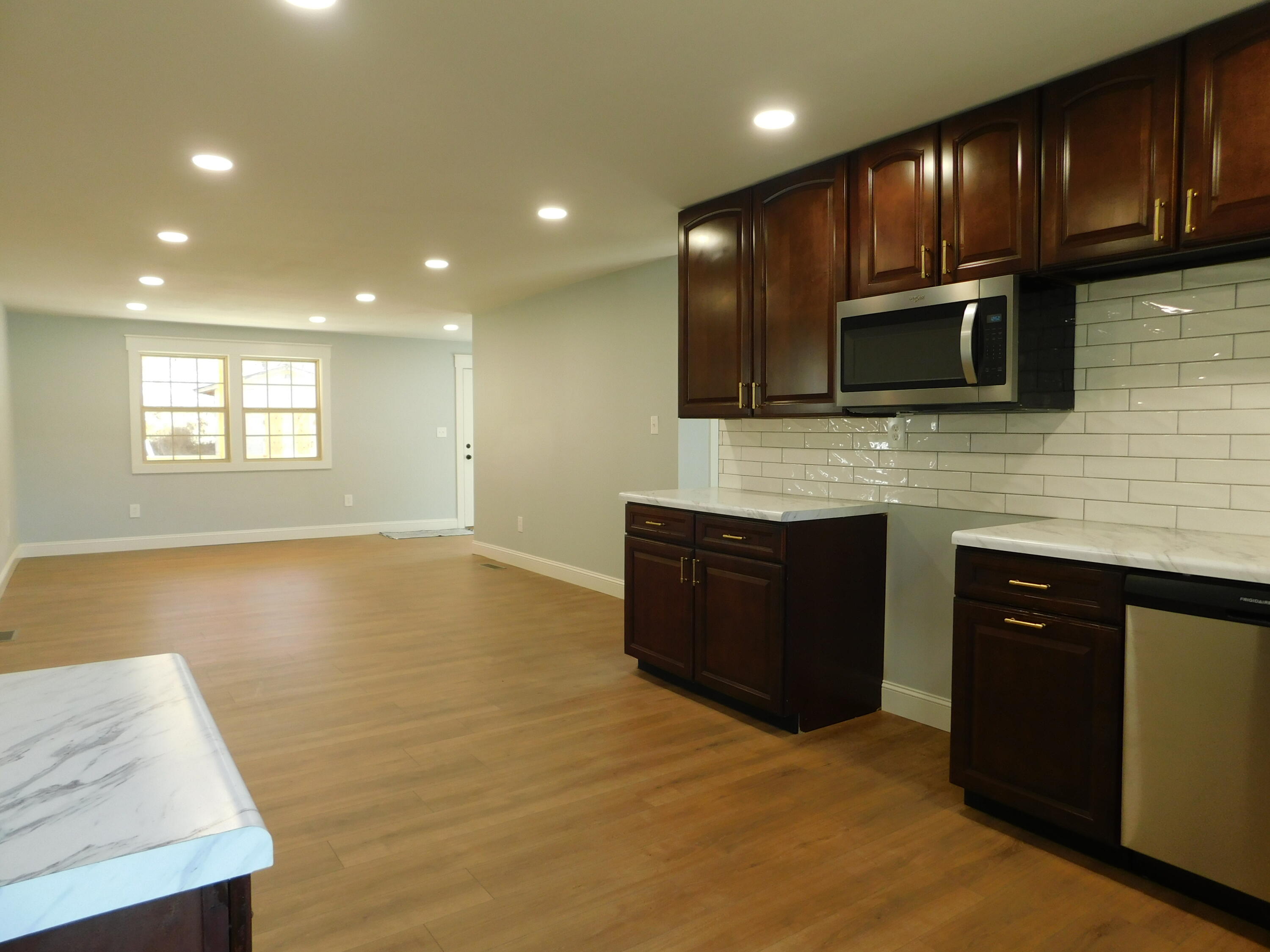 2885 Ky-215 Property Photo 4