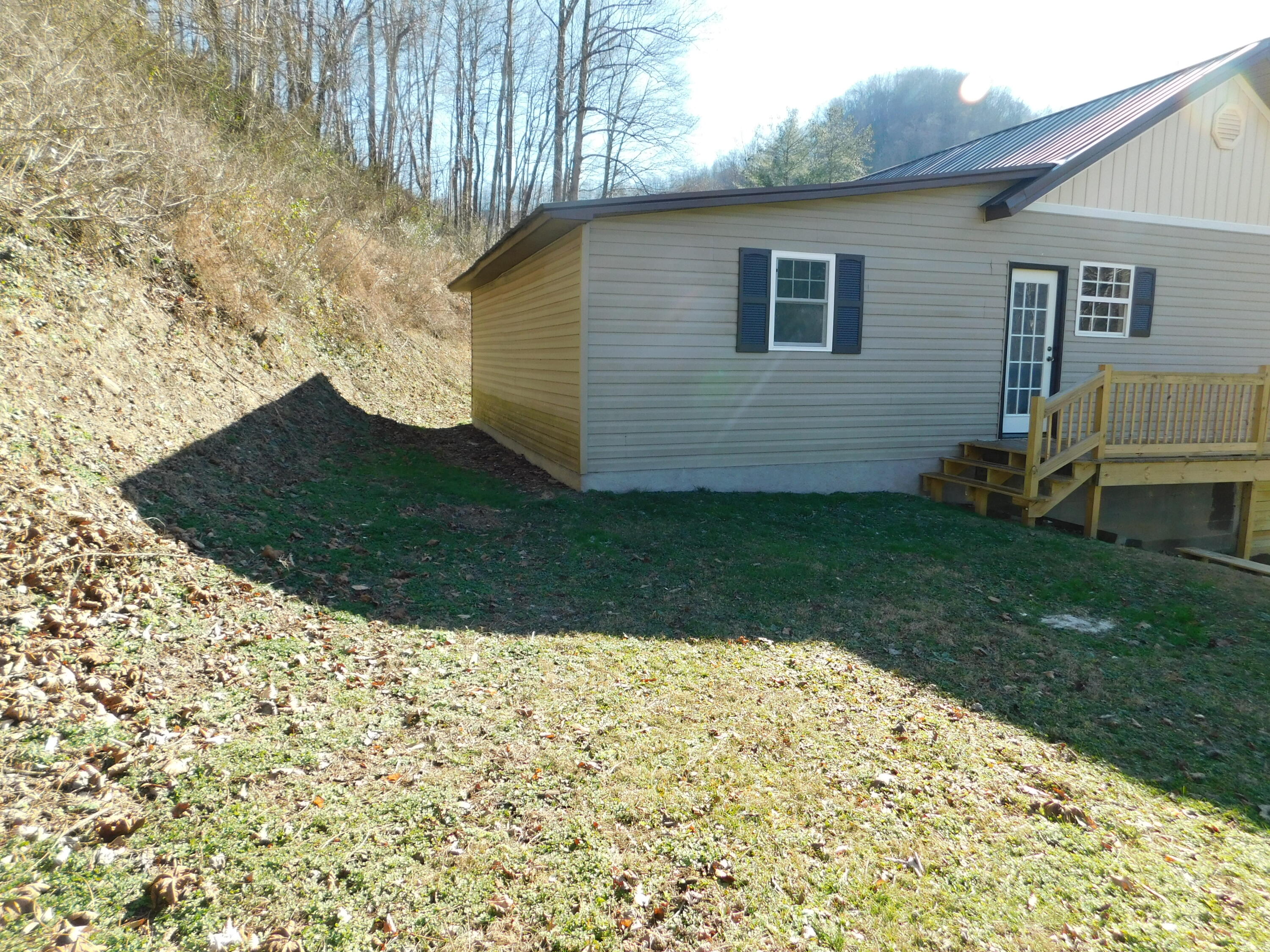 2885 Ky-215 Property Photo 17