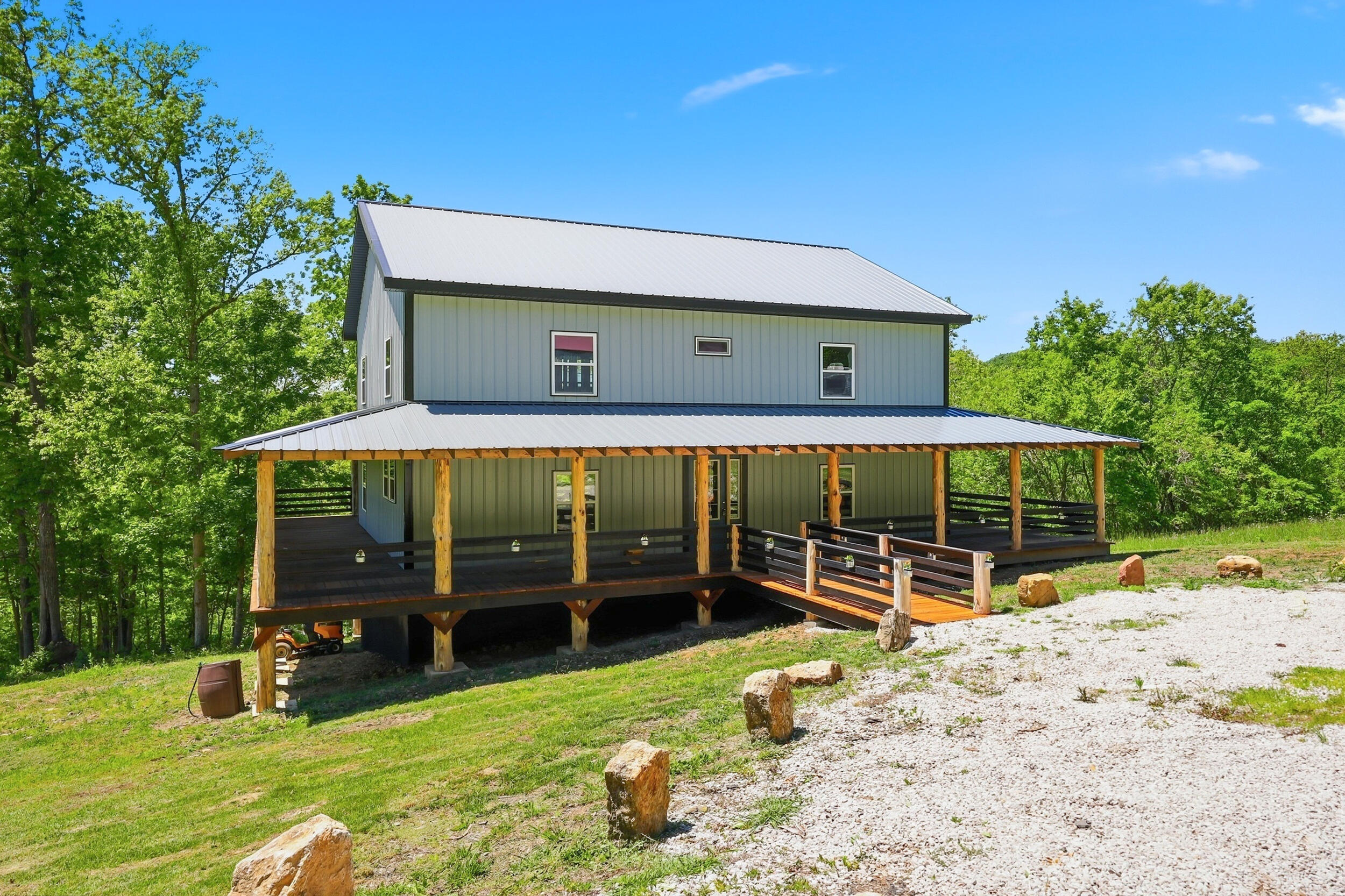 1237 Burton Williams Road Property Photo 2