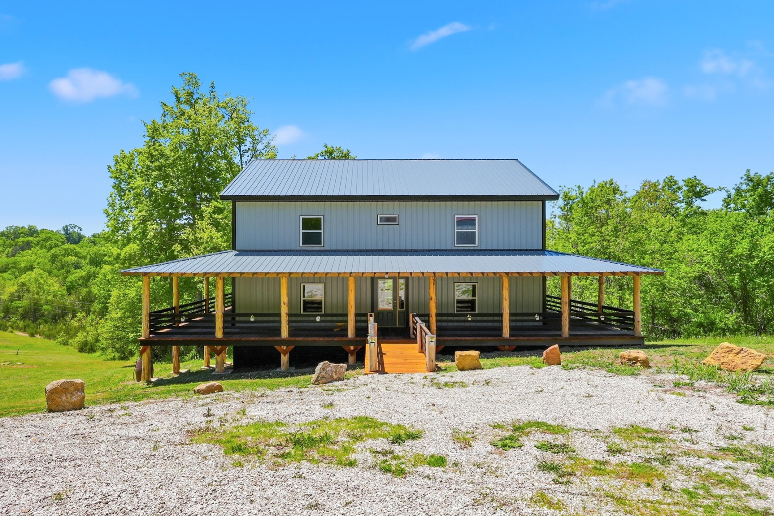 1237 Burton Williams Road Property Photo 3