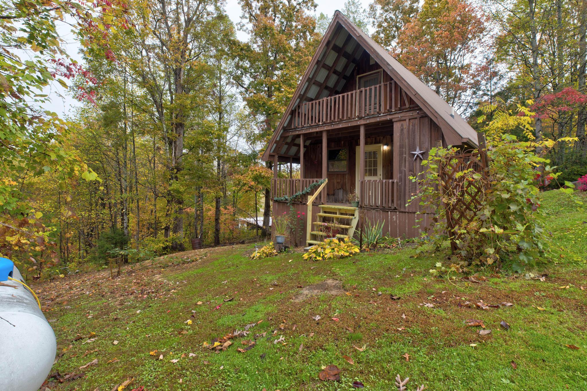 178 Sleepy Hollow Road Property Photo 1
