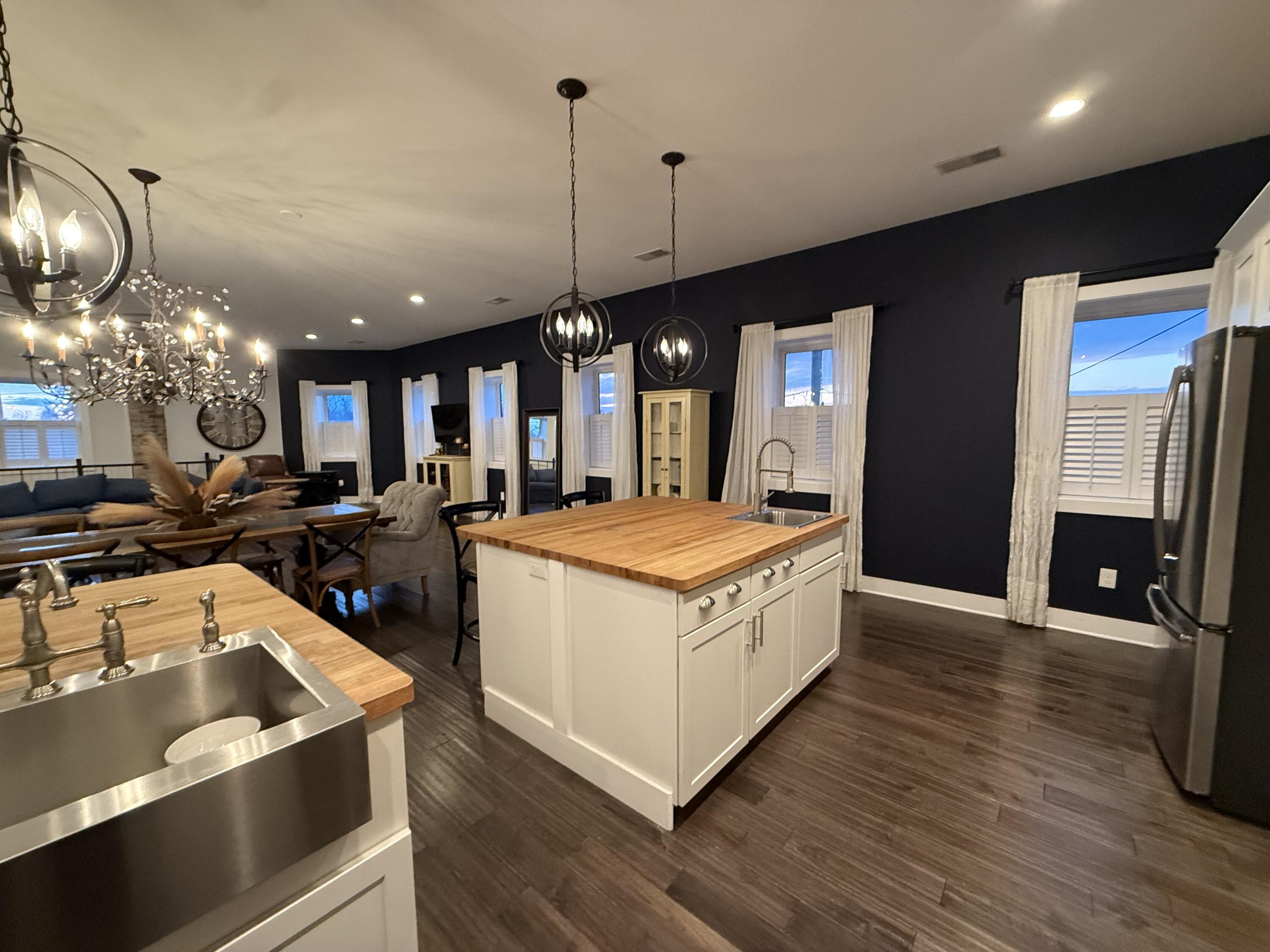 107 E Street Property Photo 13